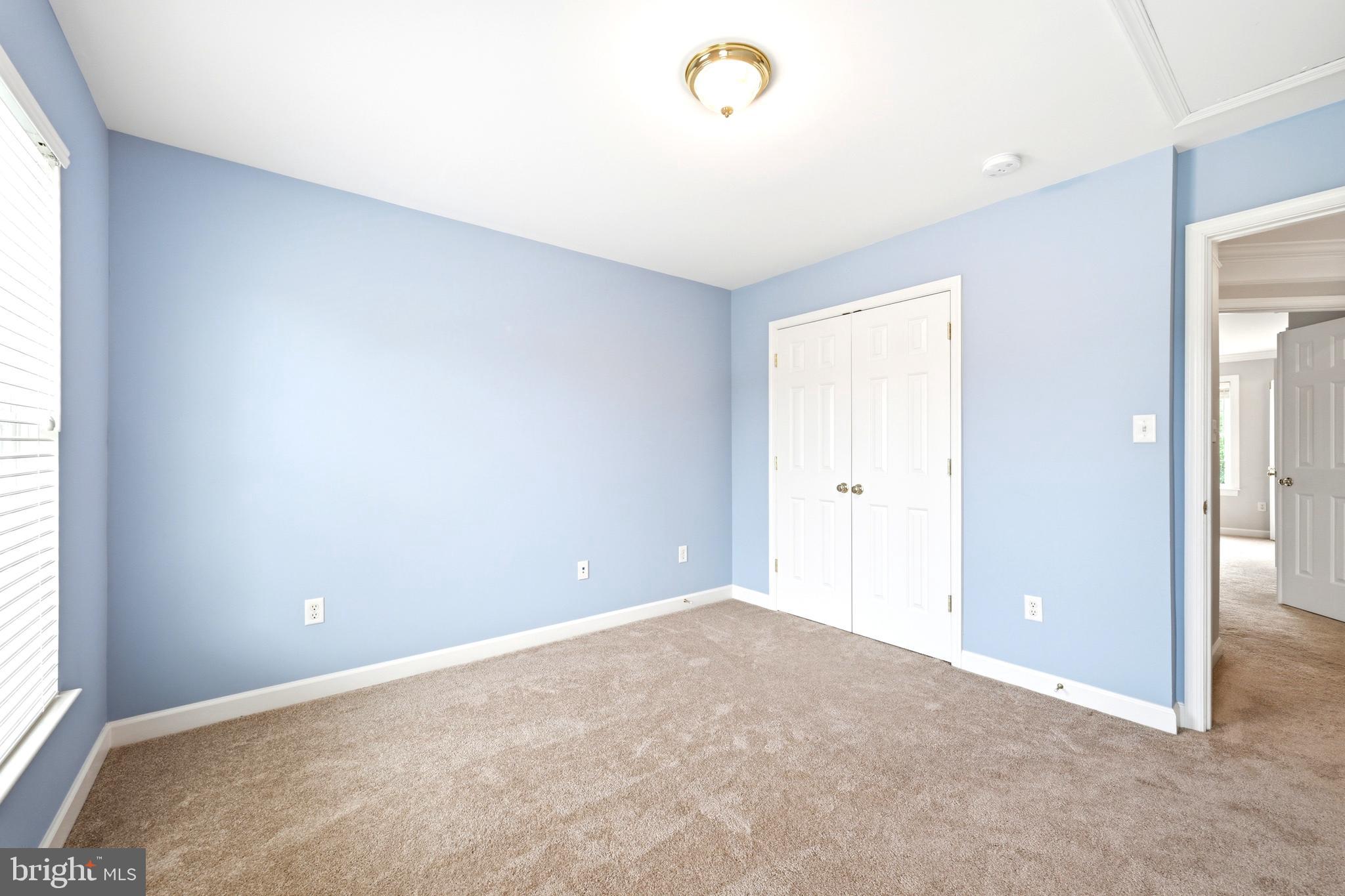 BRIARCLIFF MANOR - Residential