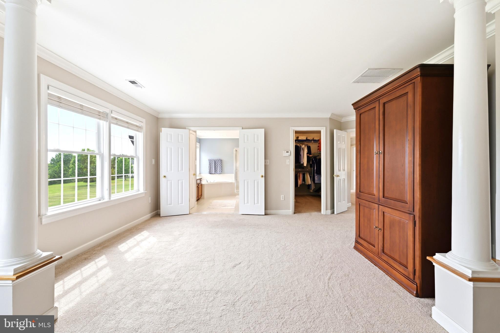 BRIARCLIFF MANOR - Residential