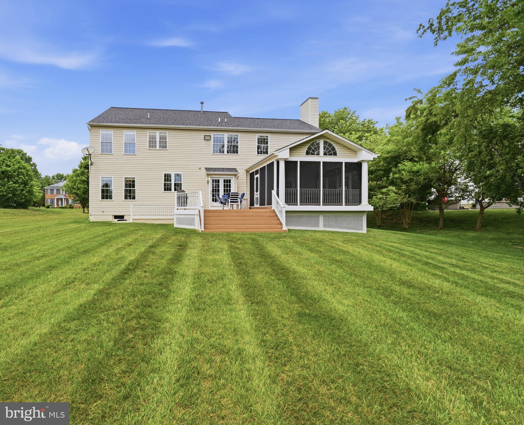 BRIARCLIFF MANOR - Residential