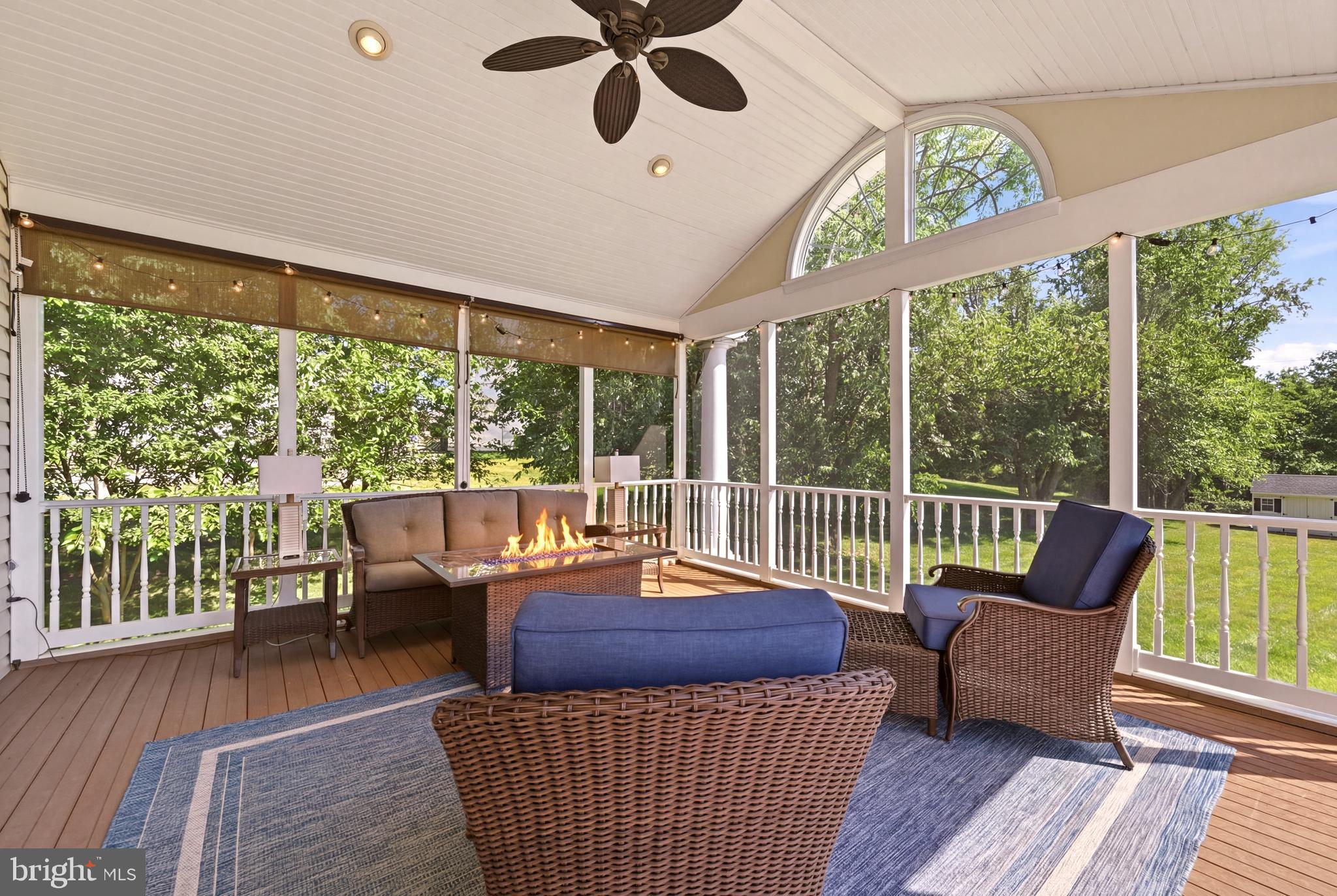 BRIARCLIFF MANOR - Residential