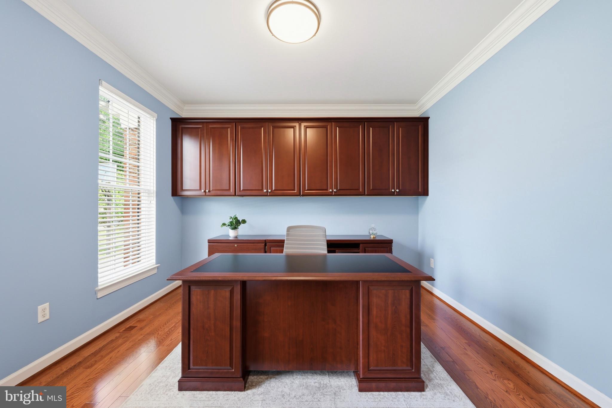 BRIARCLIFF MANOR - Residential