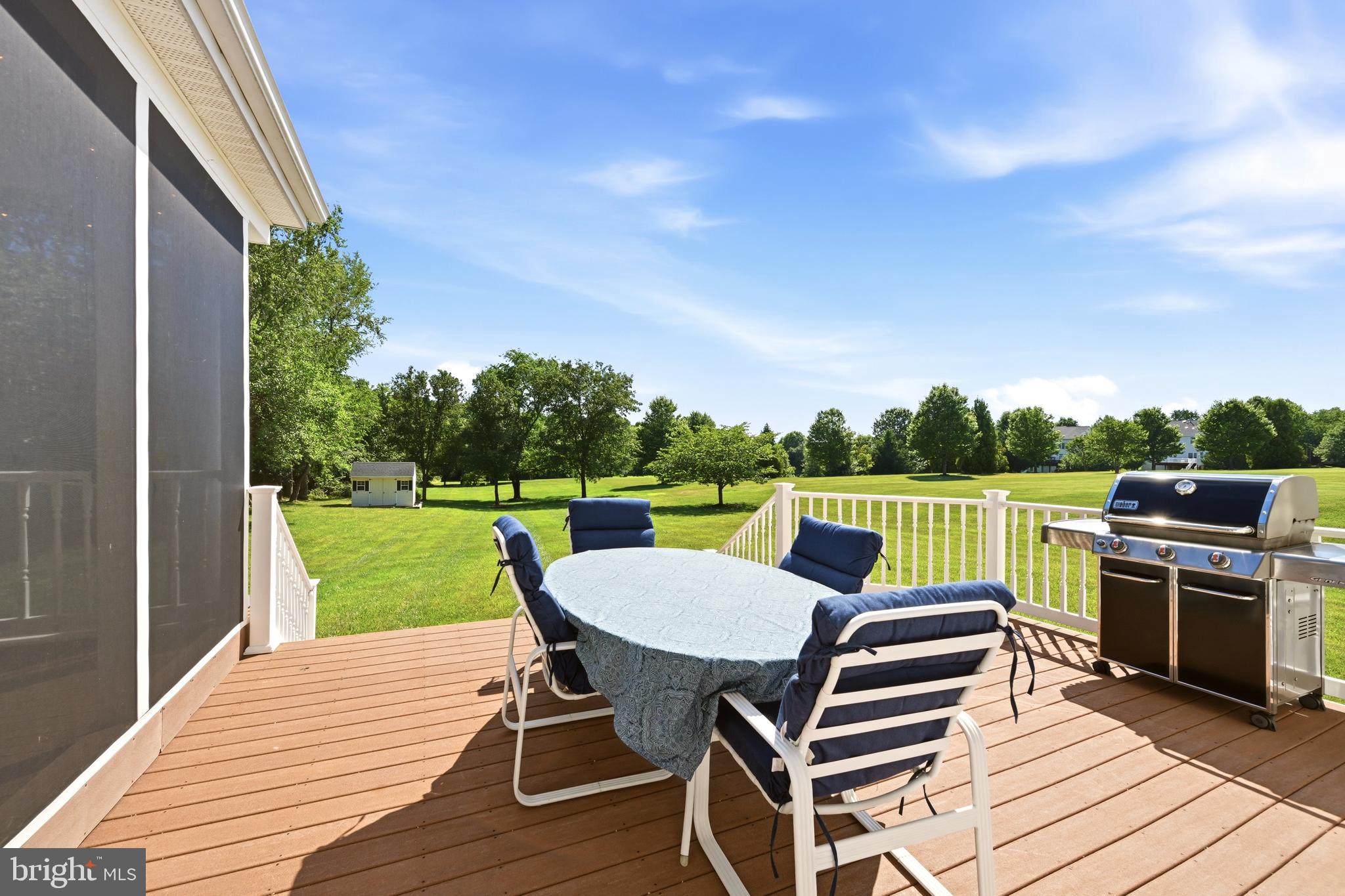 BRIARCLIFF MANOR - Residential