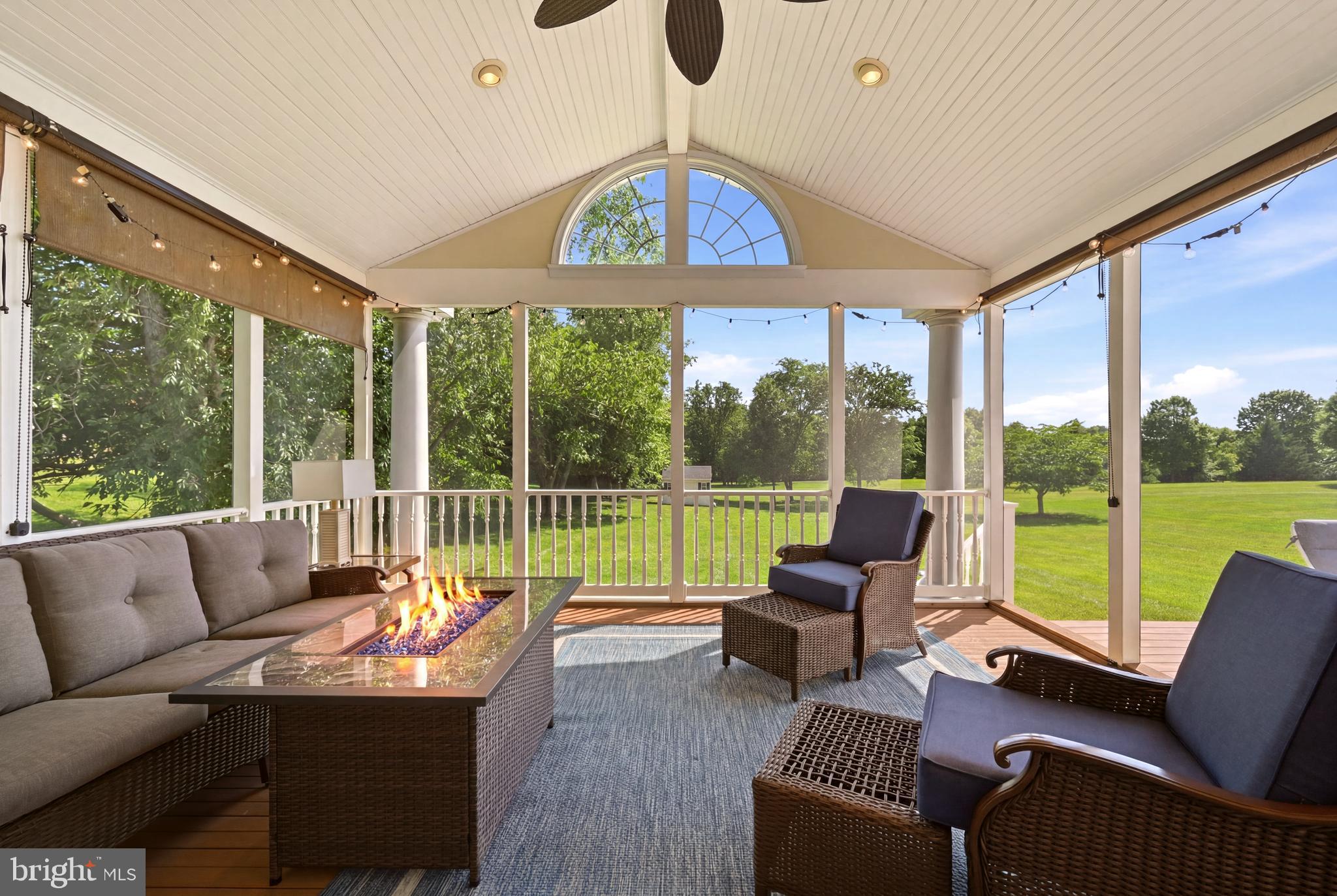 BRIARCLIFF MANOR - Residential