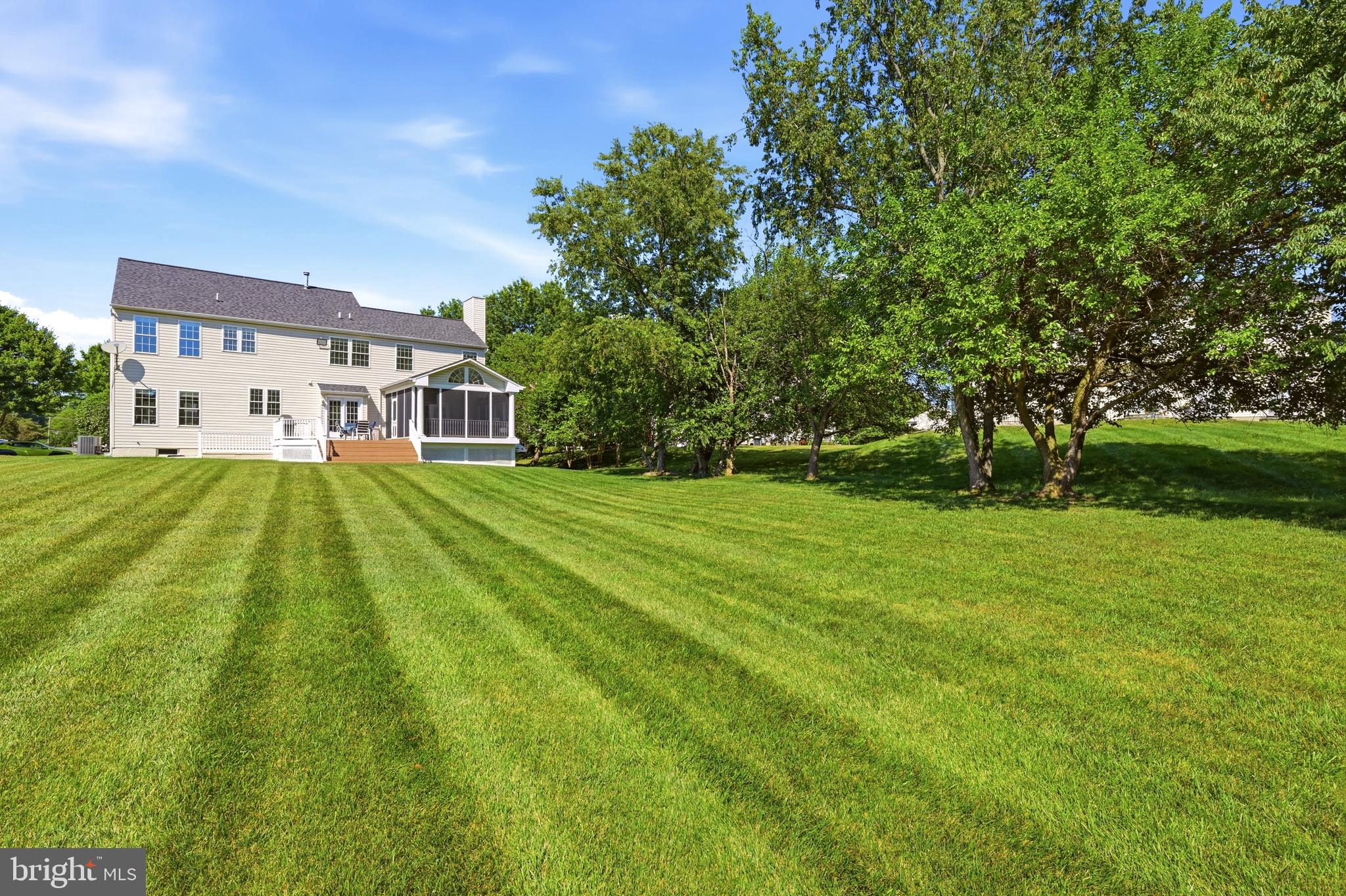BRIARCLIFF MANOR - Residential