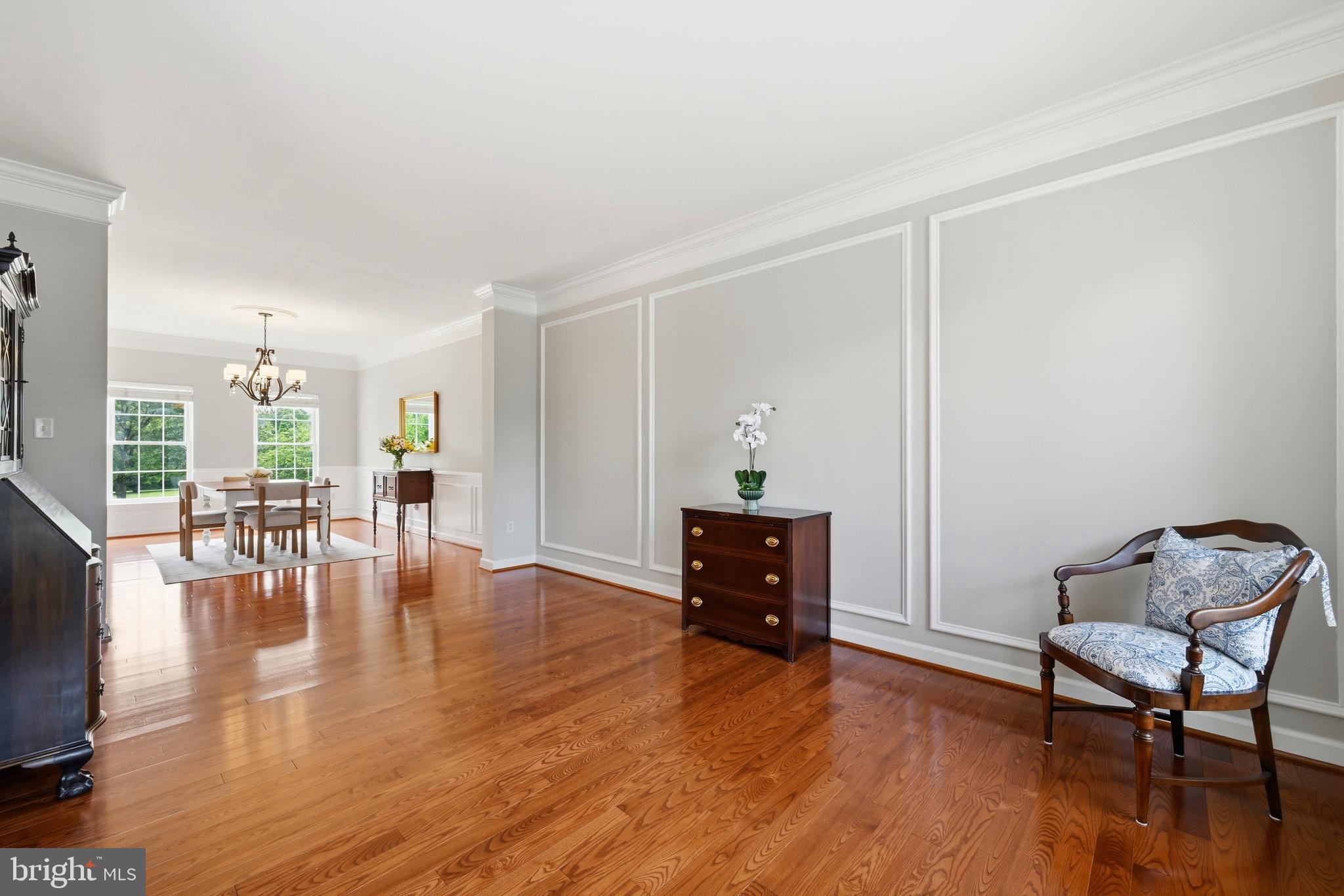 BRIARCLIFF MANOR - Residential