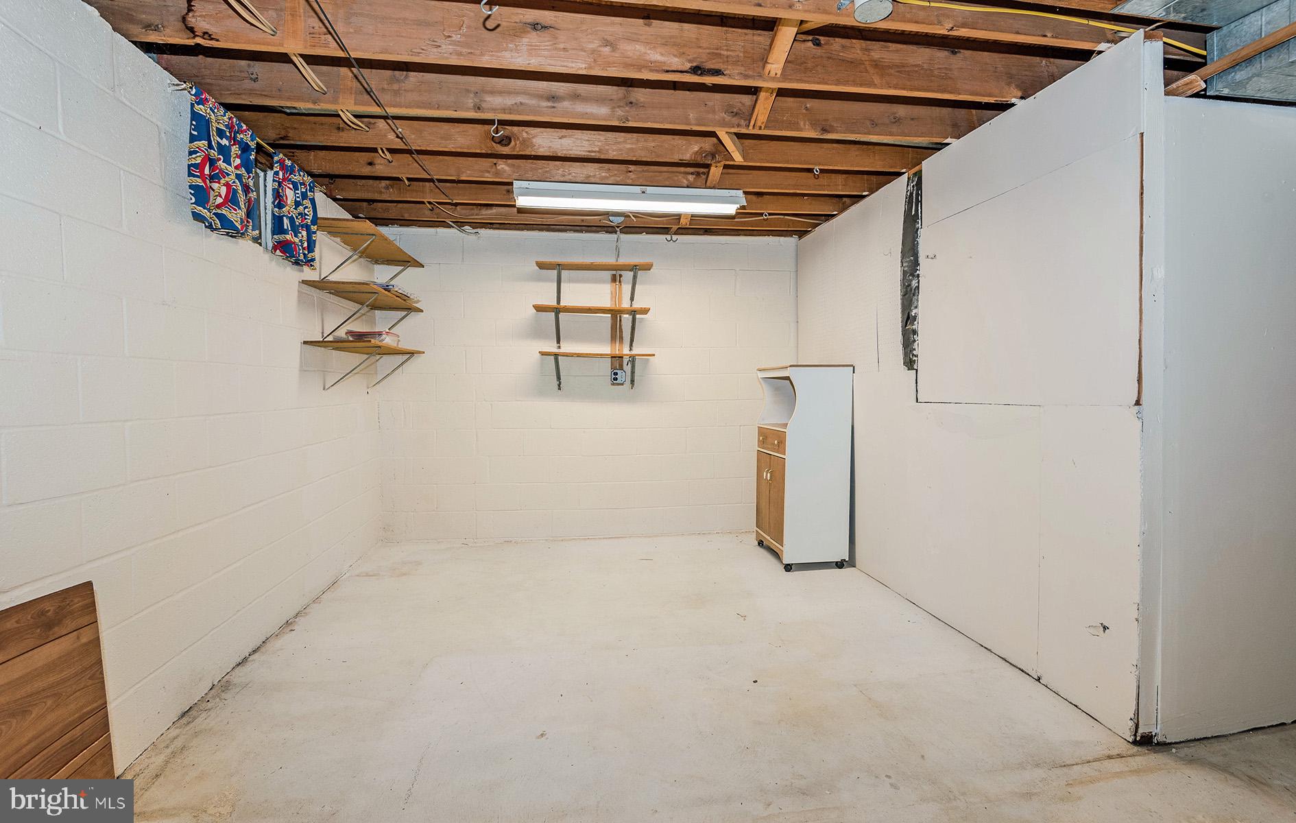 OLDE MILL CONDO - Residential
