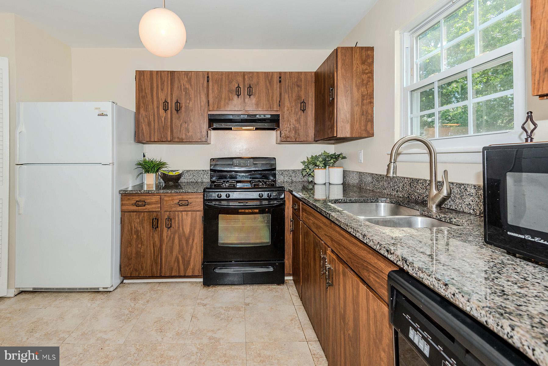 OLDE MILL CONDO - Residential