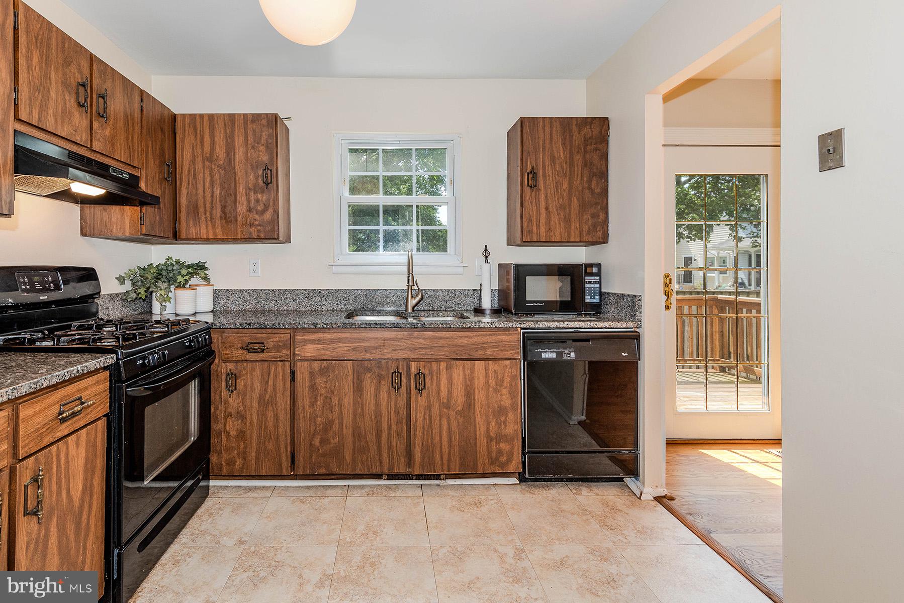 OLDE MILL CONDO - Residential