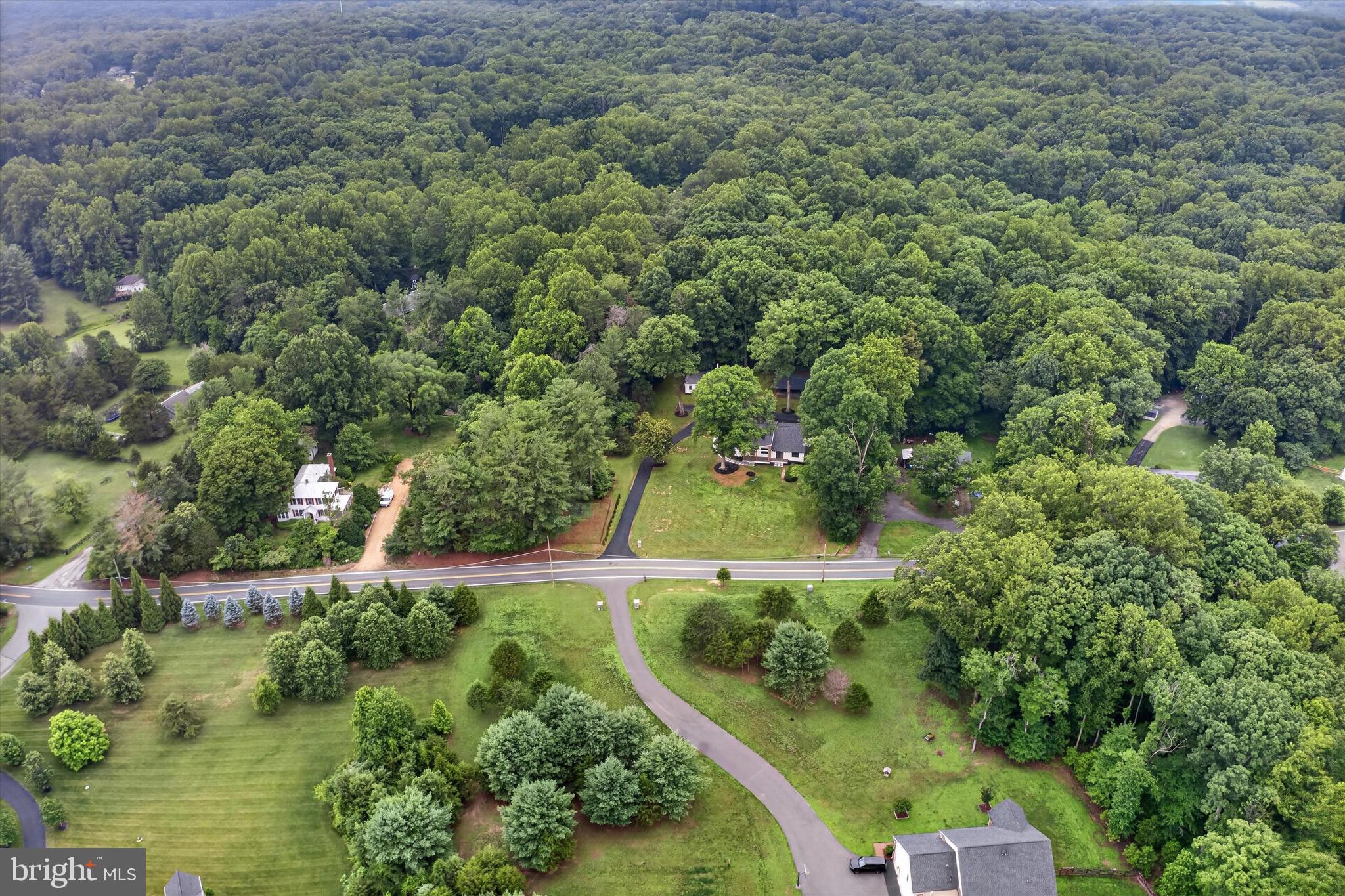 WOLF RUN - Residential
