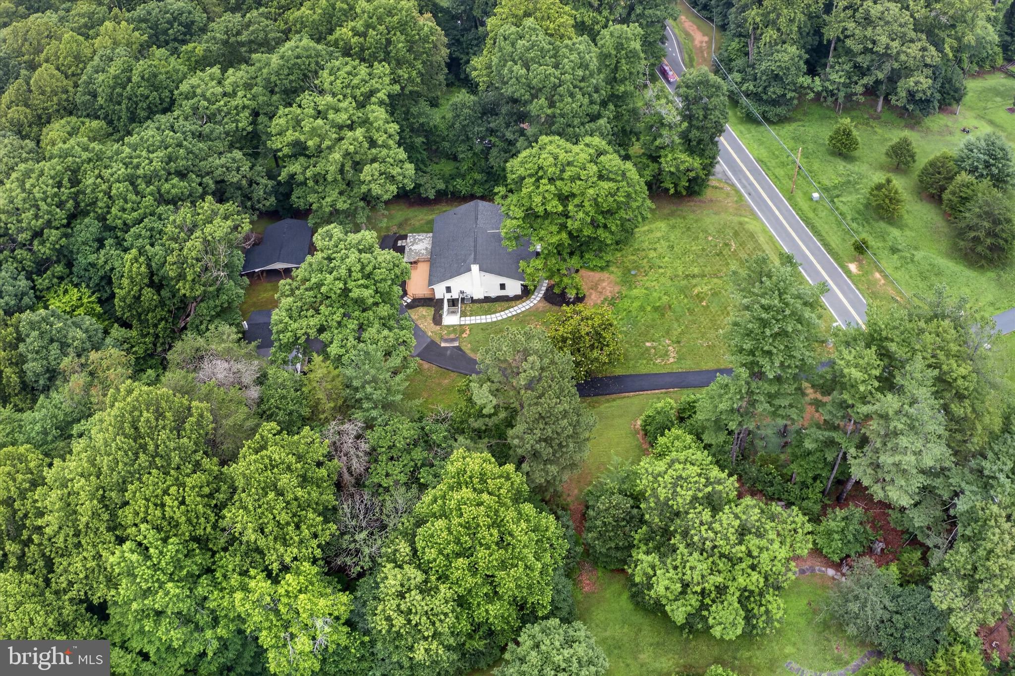 WOLF RUN - Residential