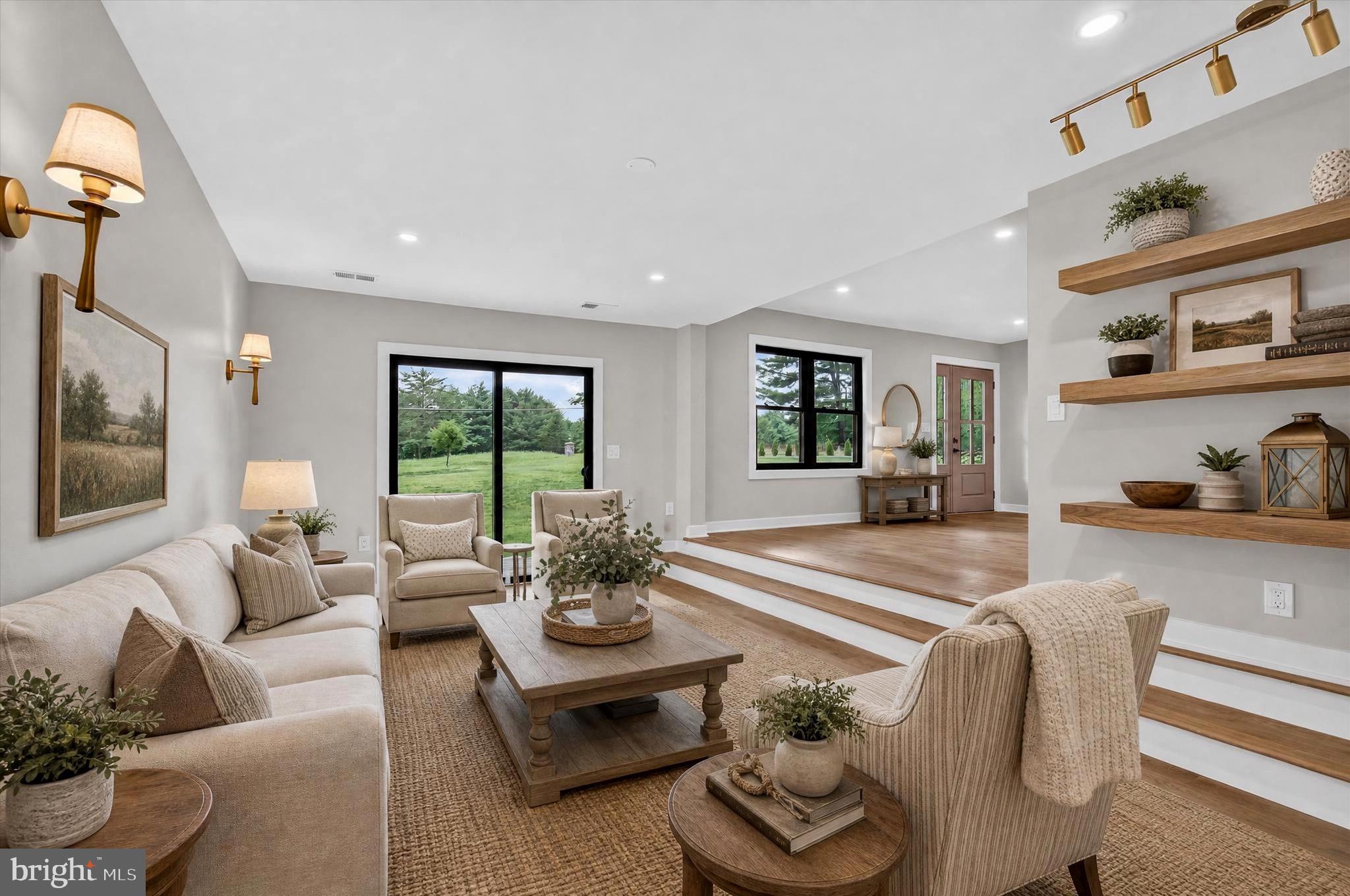 WOLF RUN - Residential