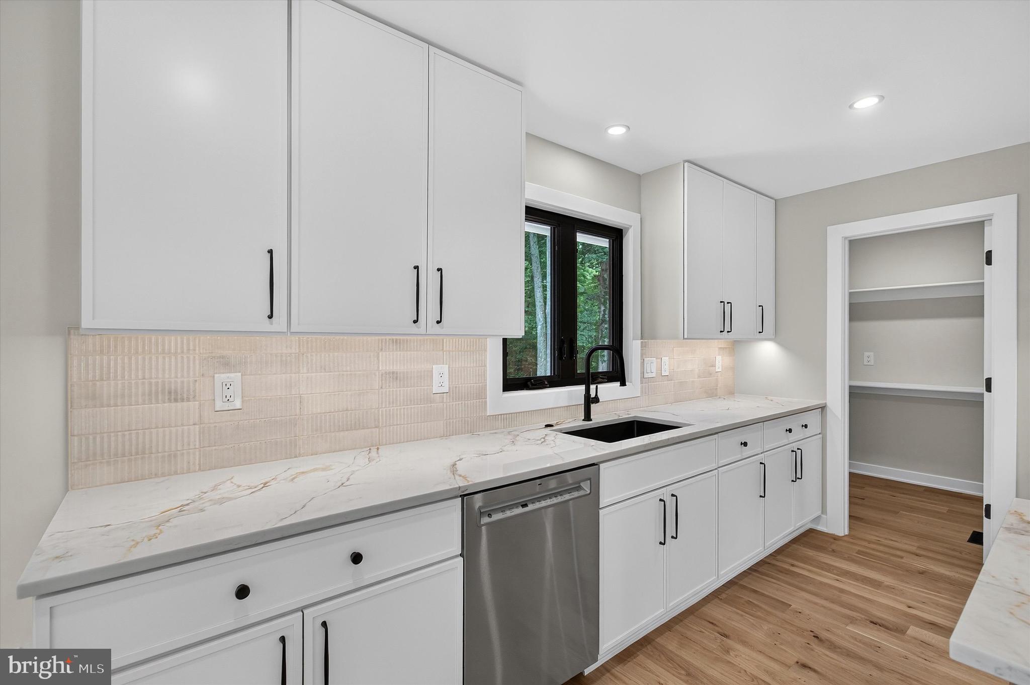 WOLF RUN - Residential