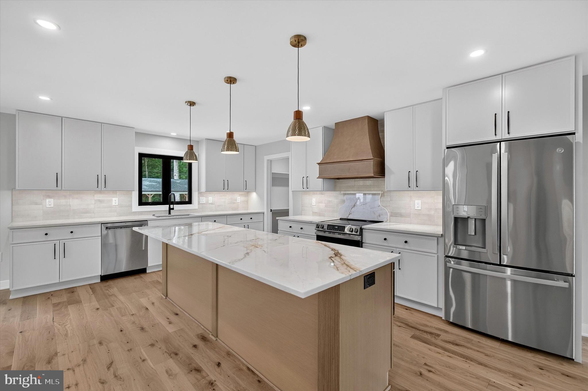 WOLF RUN - Residential