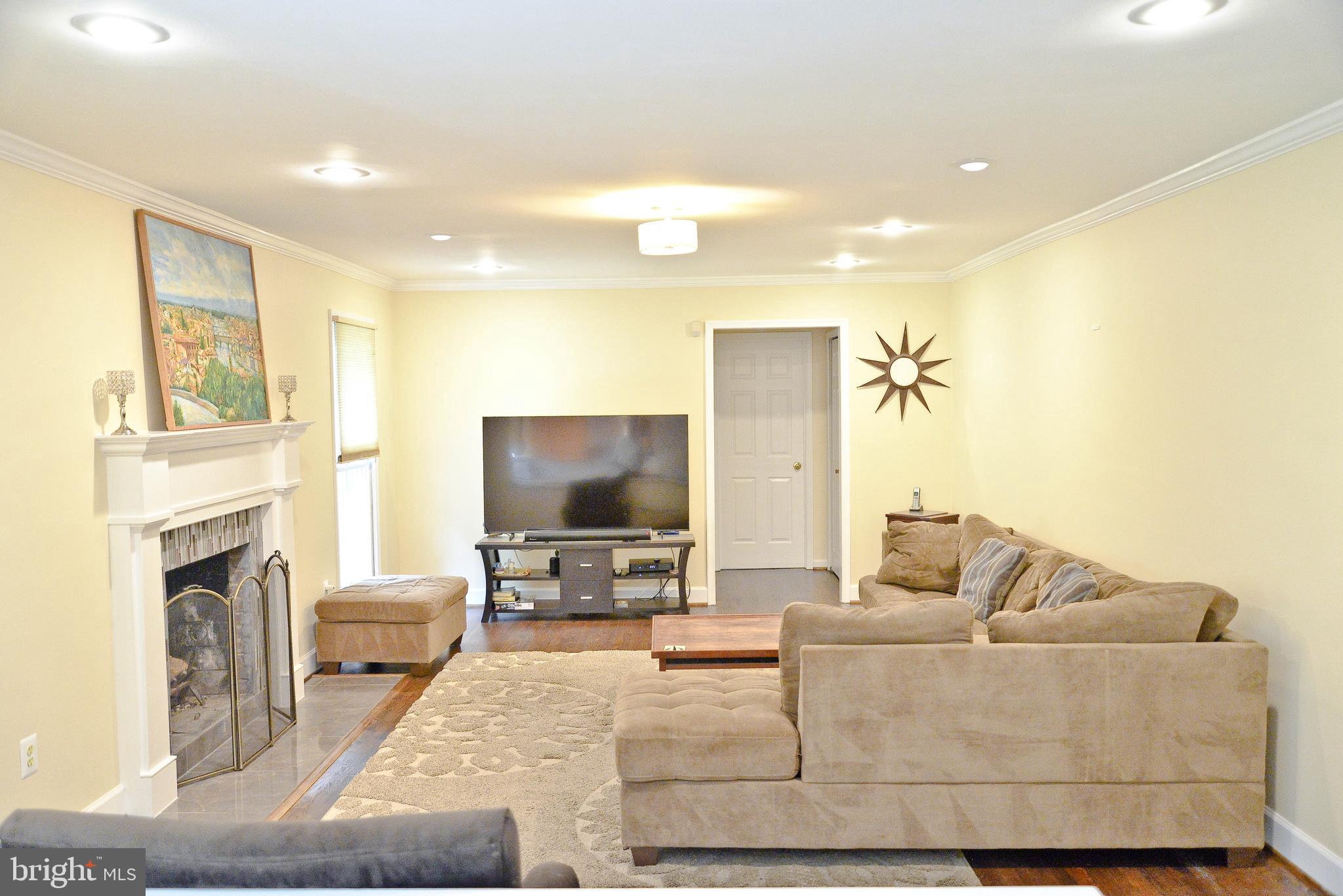 LONGMEAD CROSSING - Residential