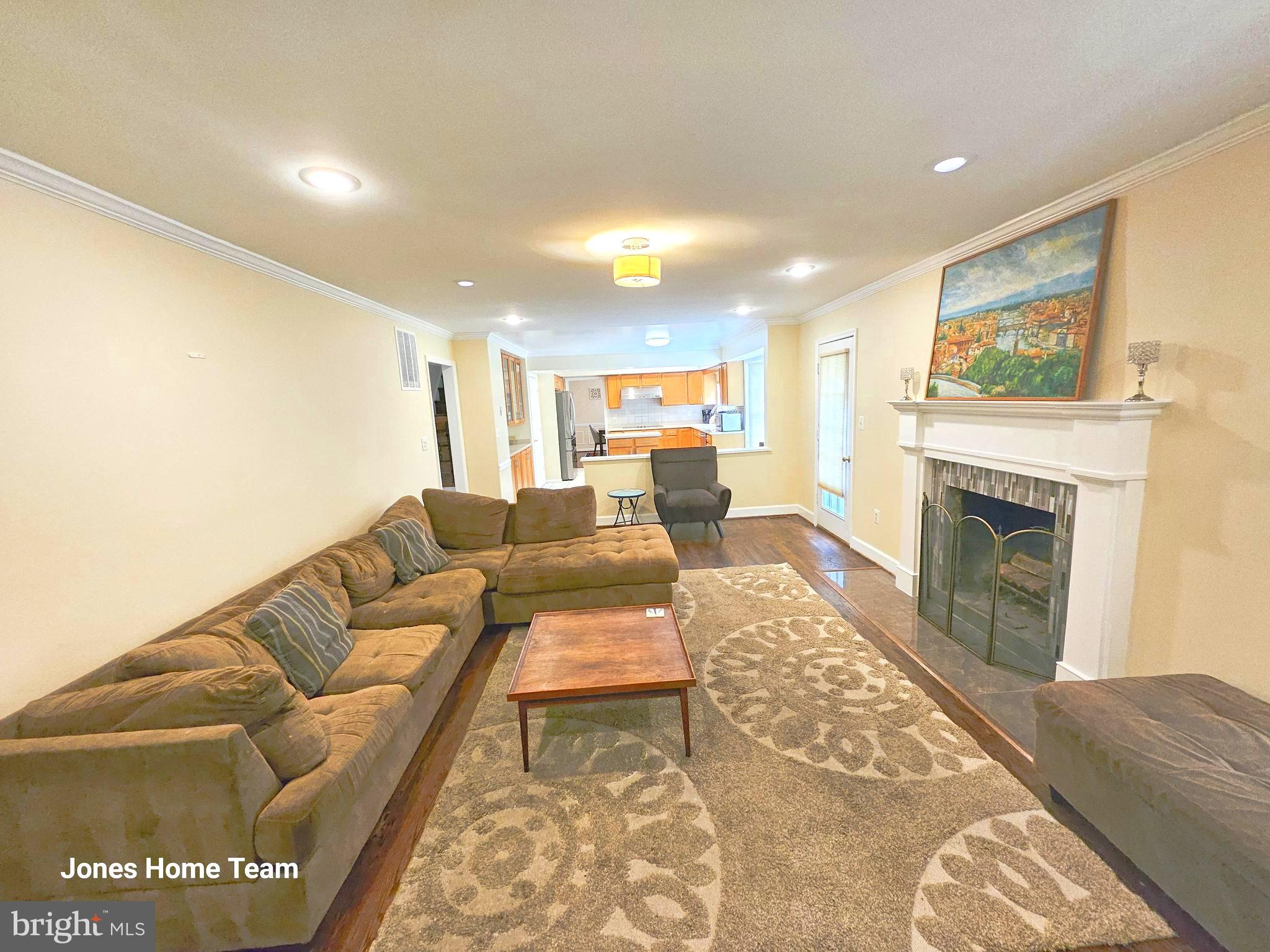 LONGMEAD CROSSING - Residential