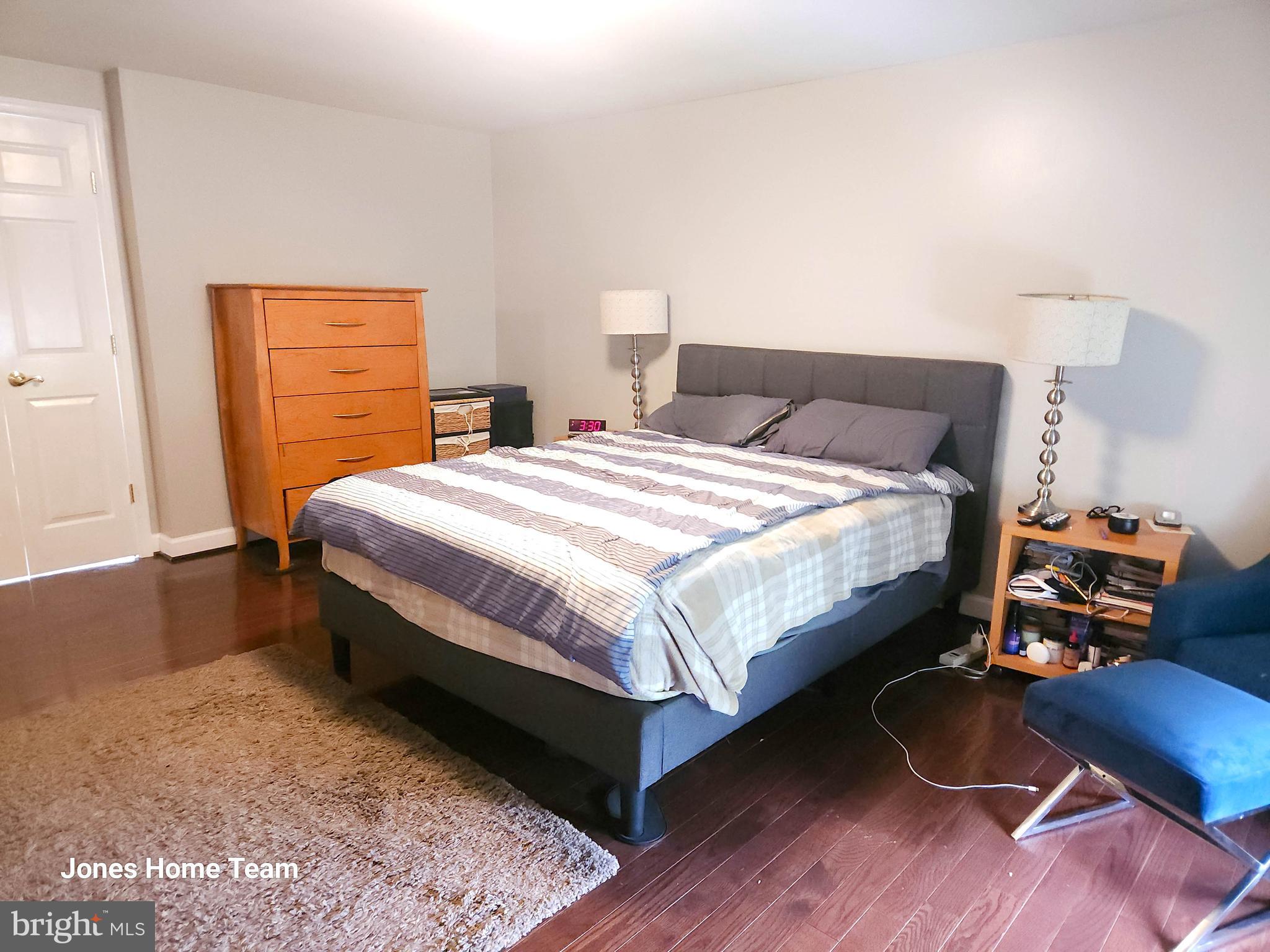 LONGMEAD CROSSING - Residential