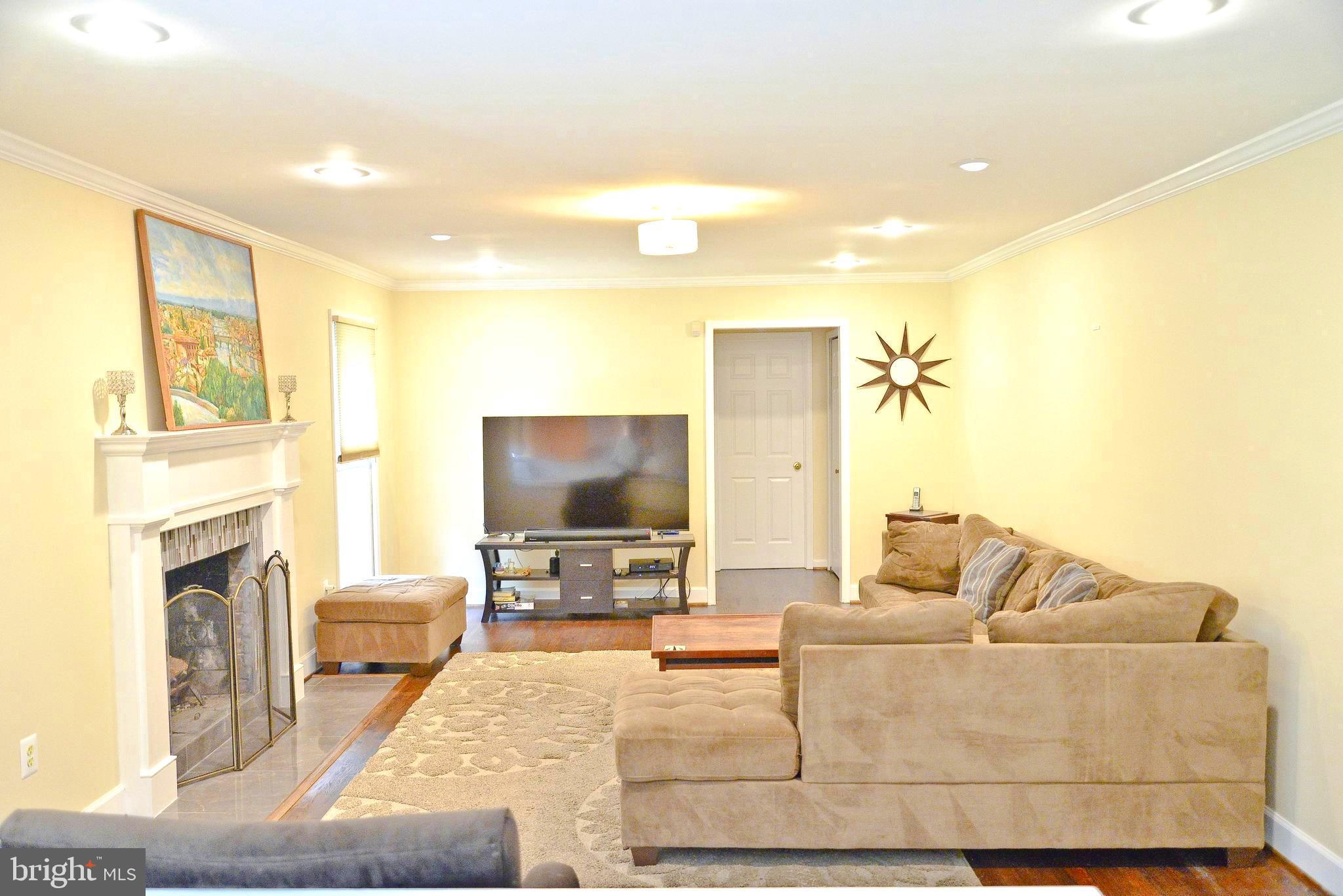 LONGMEAD CROSSING - Residential