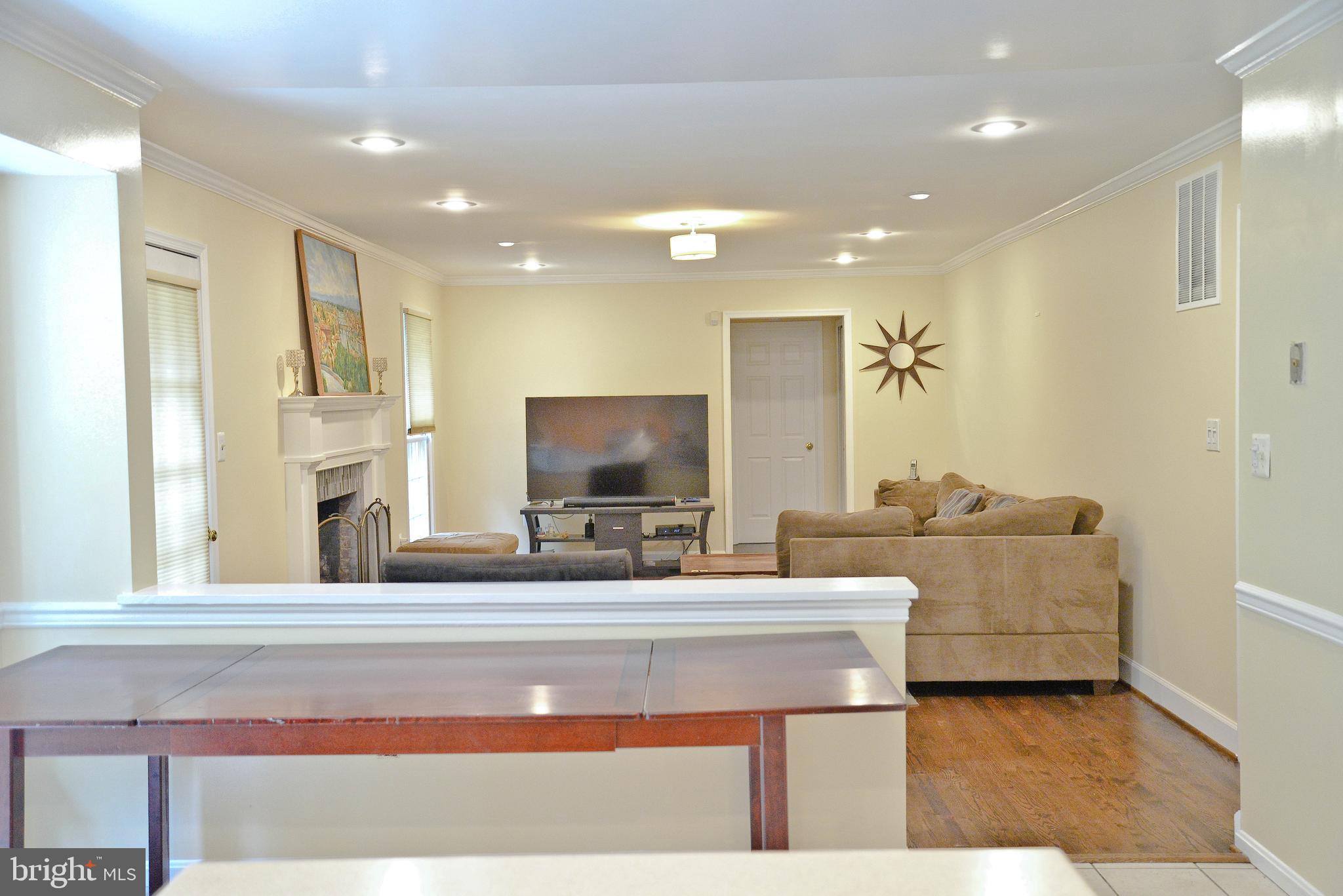LONGMEAD CROSSING - Residential