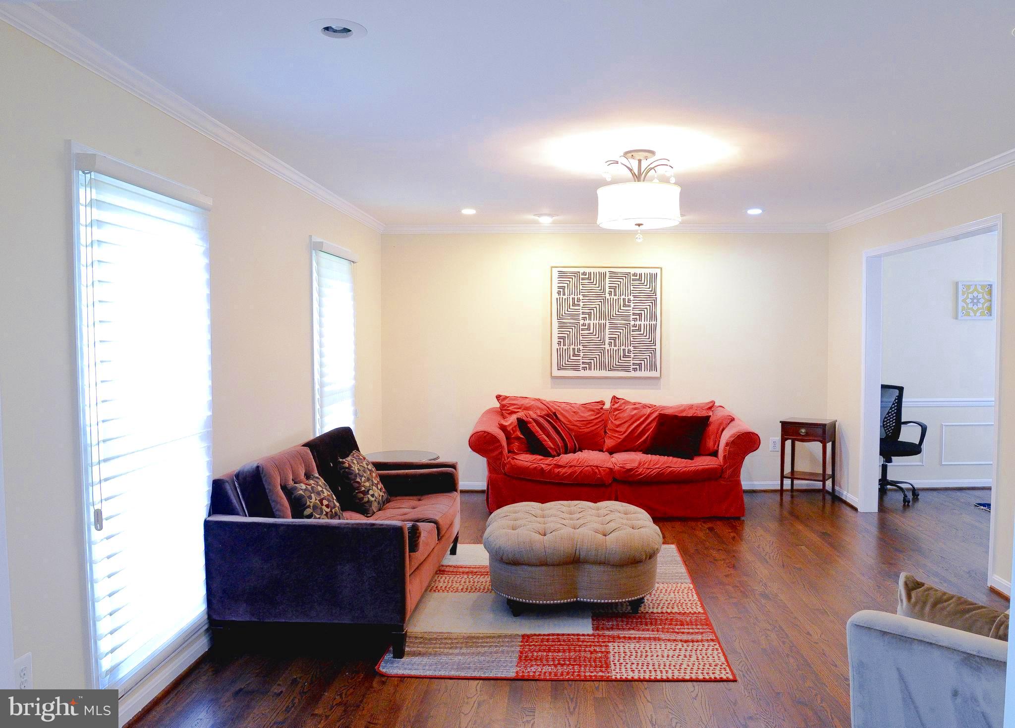 LONGMEAD CROSSING - Residential