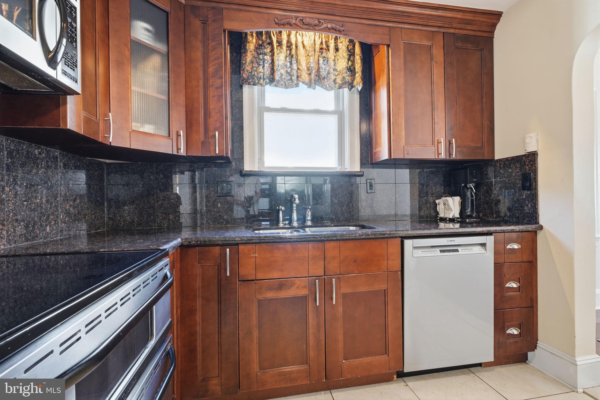 WASHINGTON HGTS - Residential