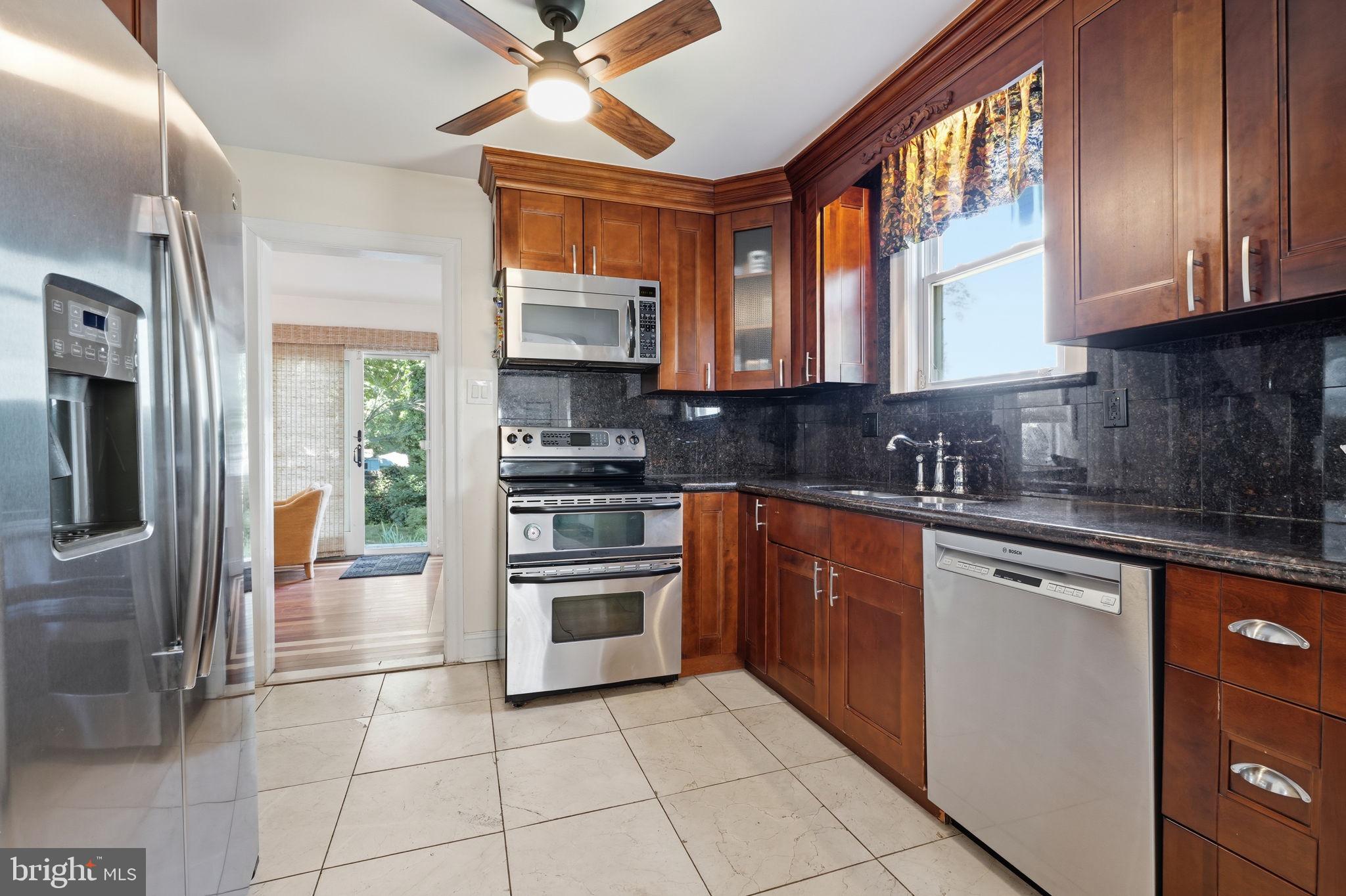 WASHINGTON HGTS - Residential