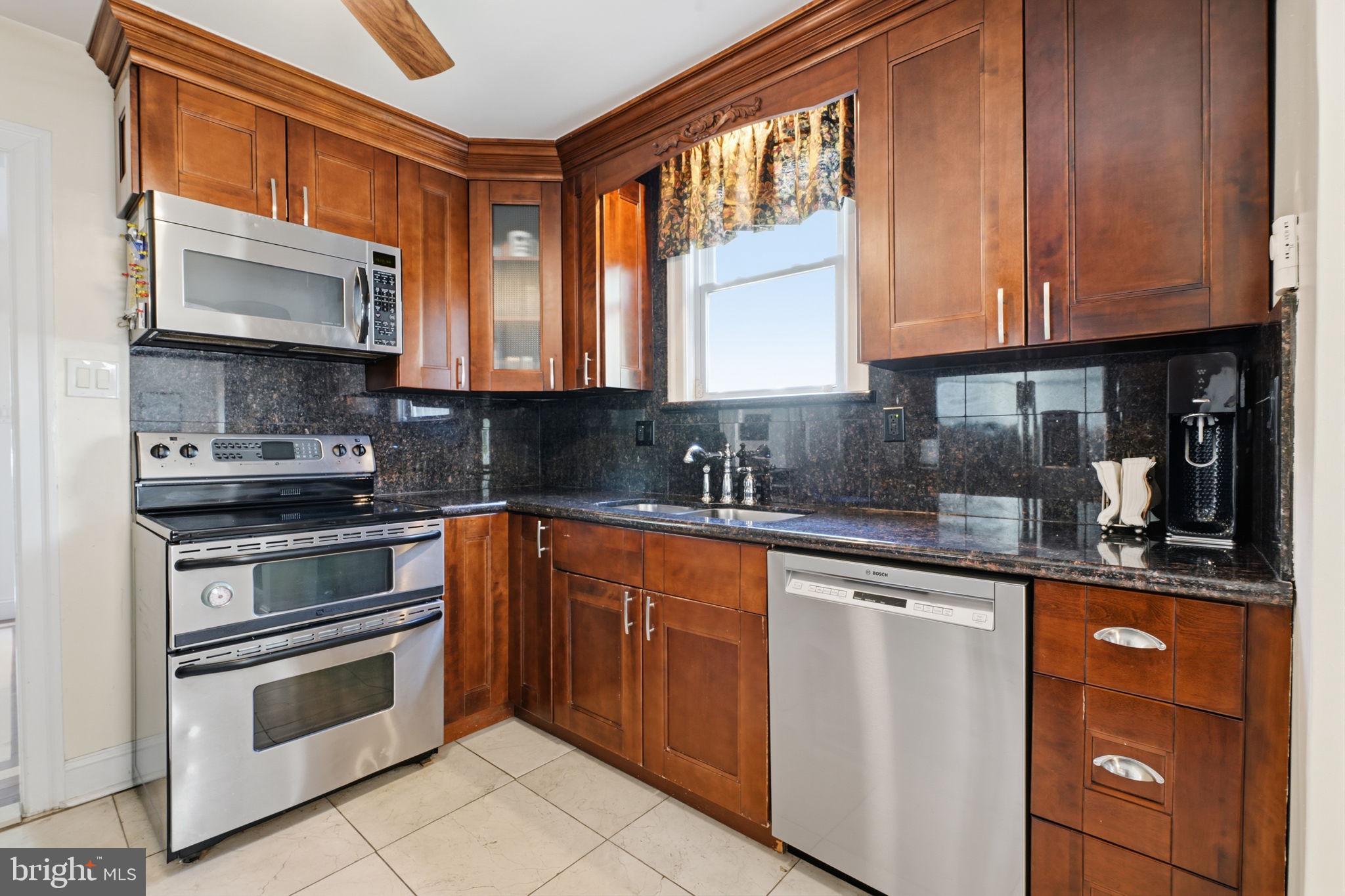 WASHINGTON HGTS - Residential