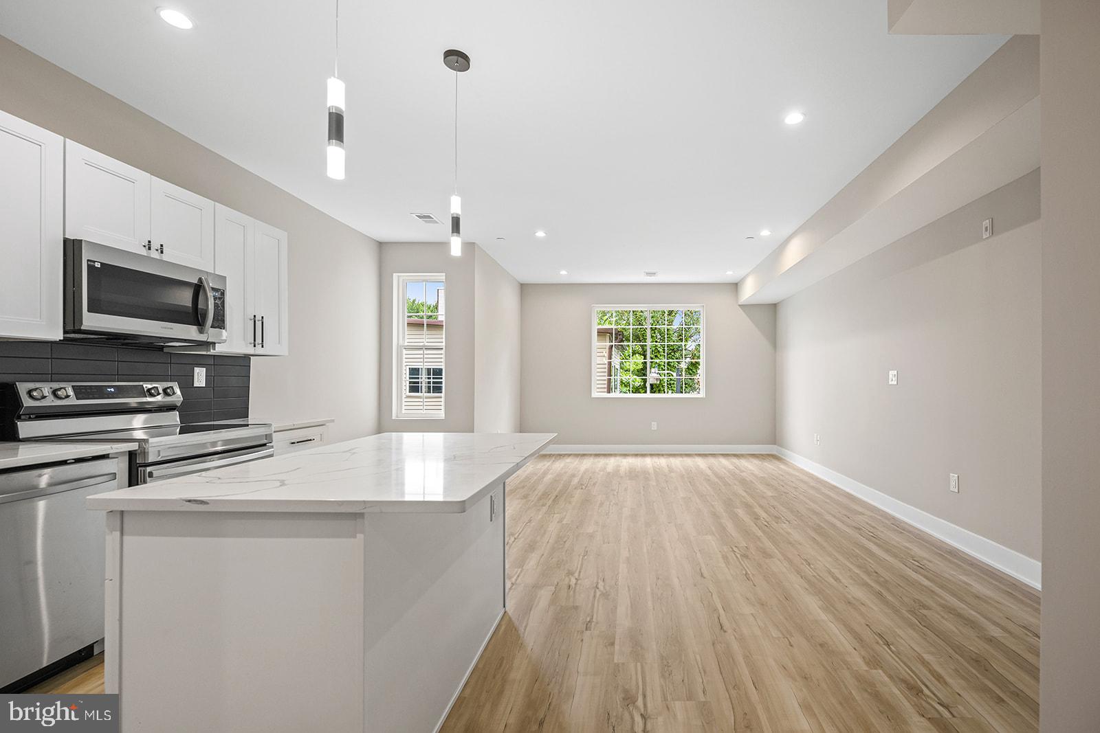 NORRIS SQUARE - Residential Lease