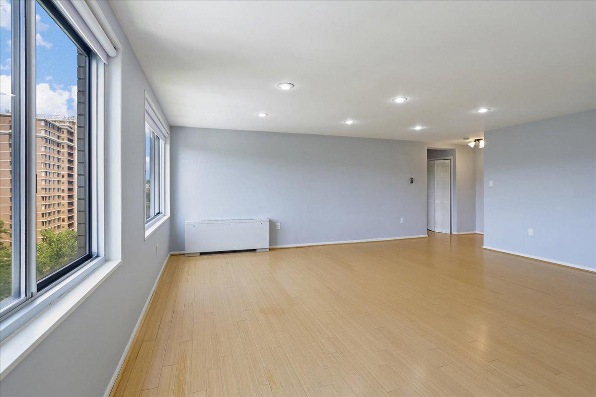 GROSVENOR PARK - Residential