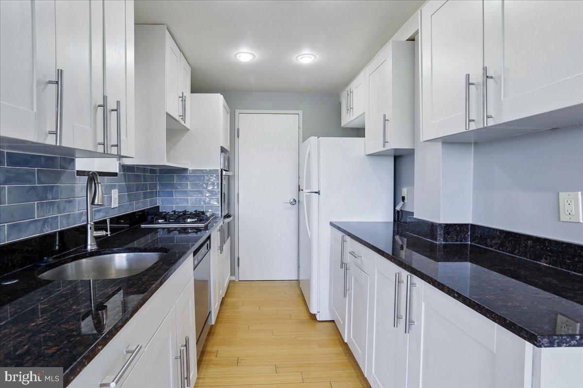 GROSVENOR PARK - Residential