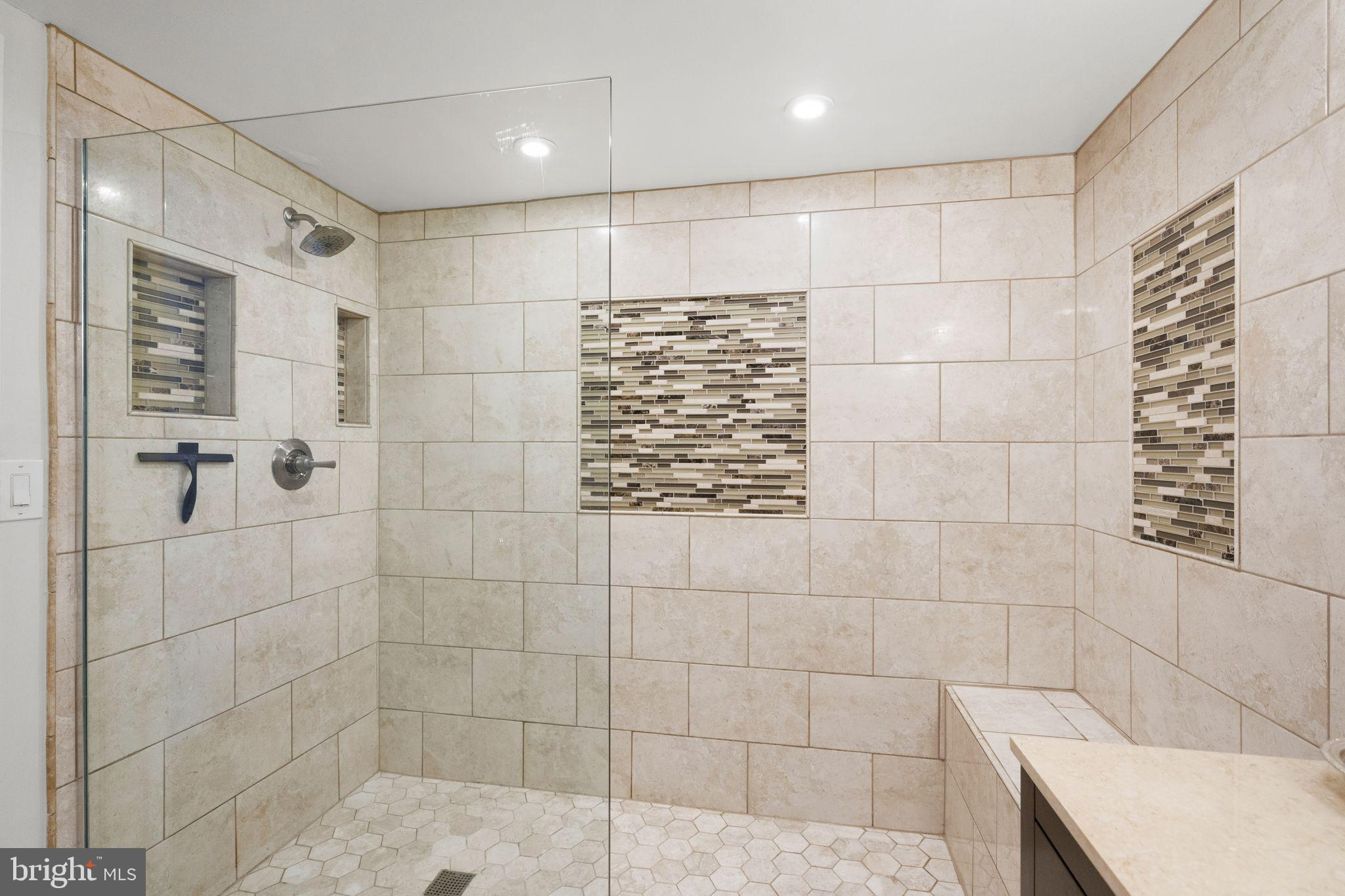 FALLSWOOD - Residential