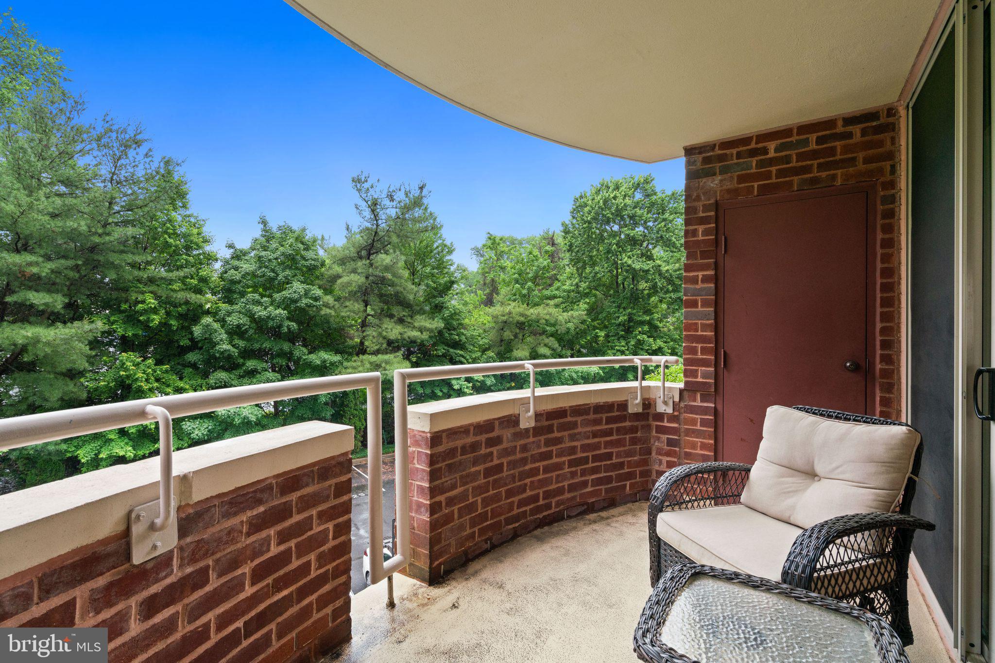 FALLSWOOD - Residential