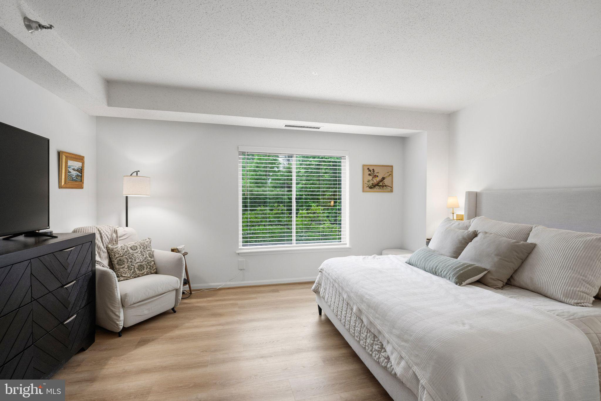 FALLSWOOD - Residential