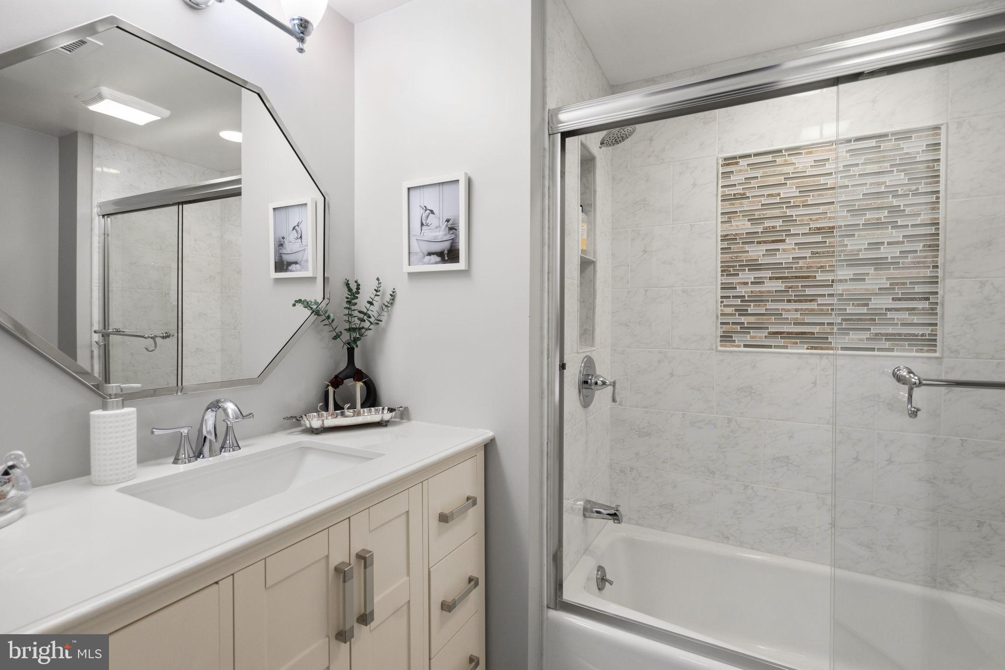 FALLSWOOD - Residential