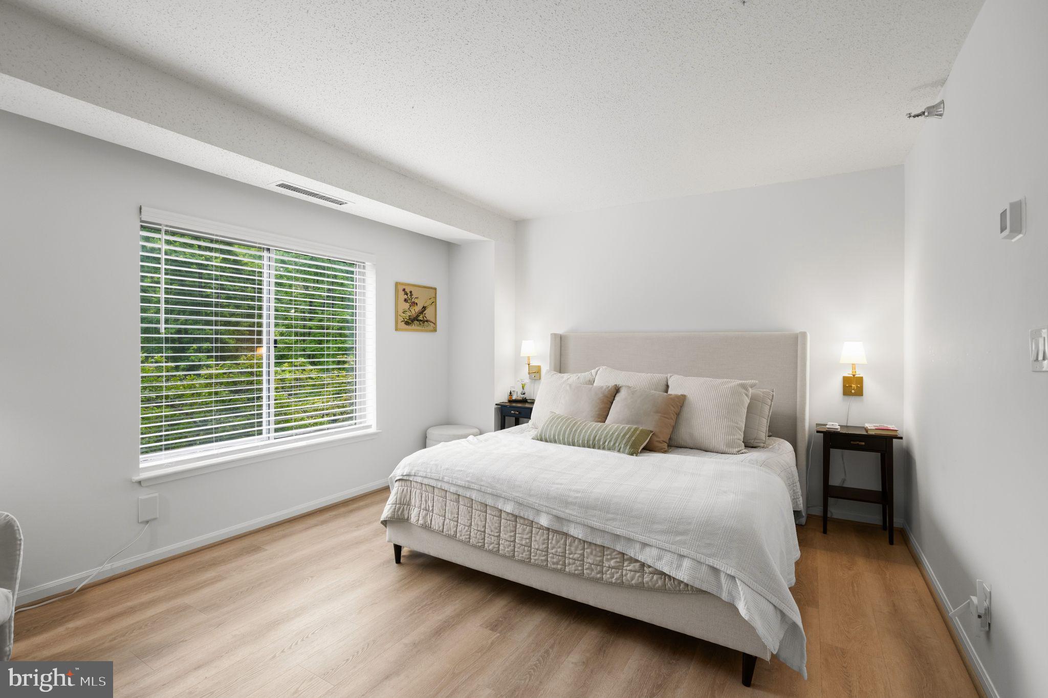 FALLSWOOD - Residential