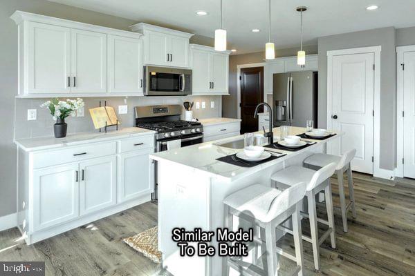 HICKORY POINTE - Residential