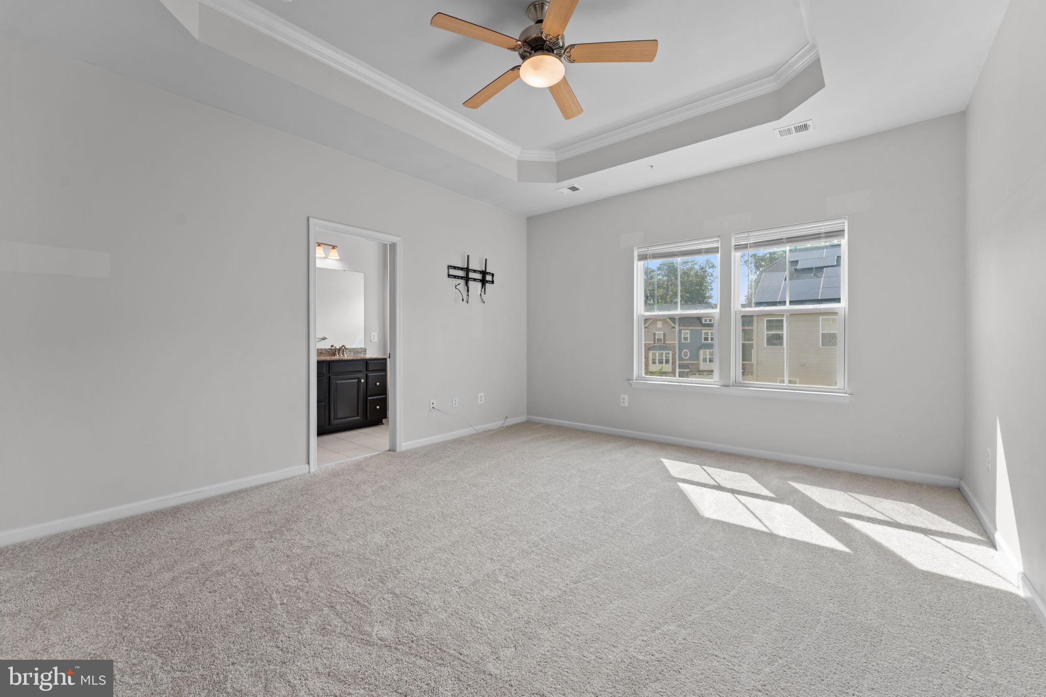 CREEKSIDE VILLAGE - Residential