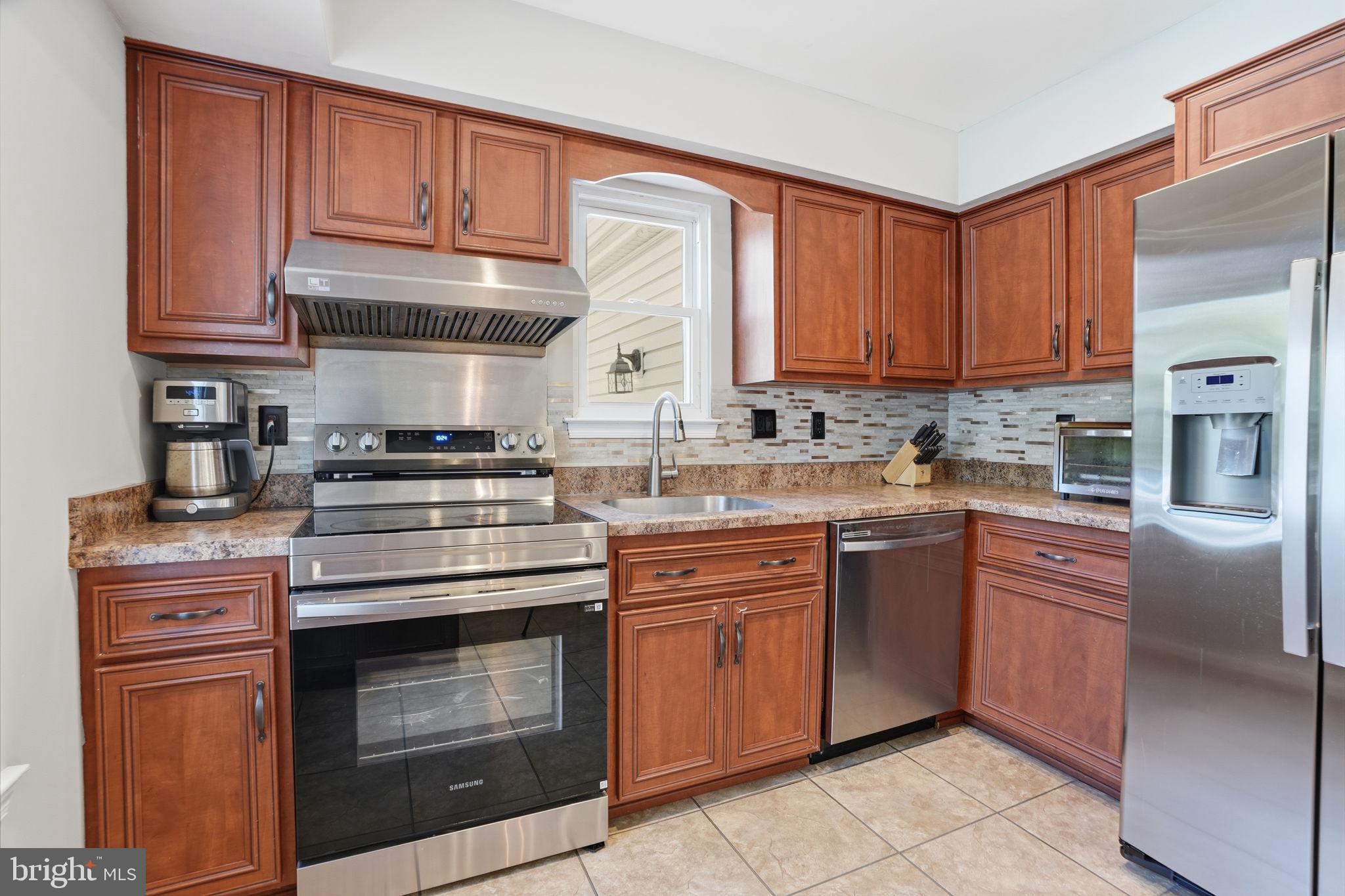 STURBRIDGE - Residential