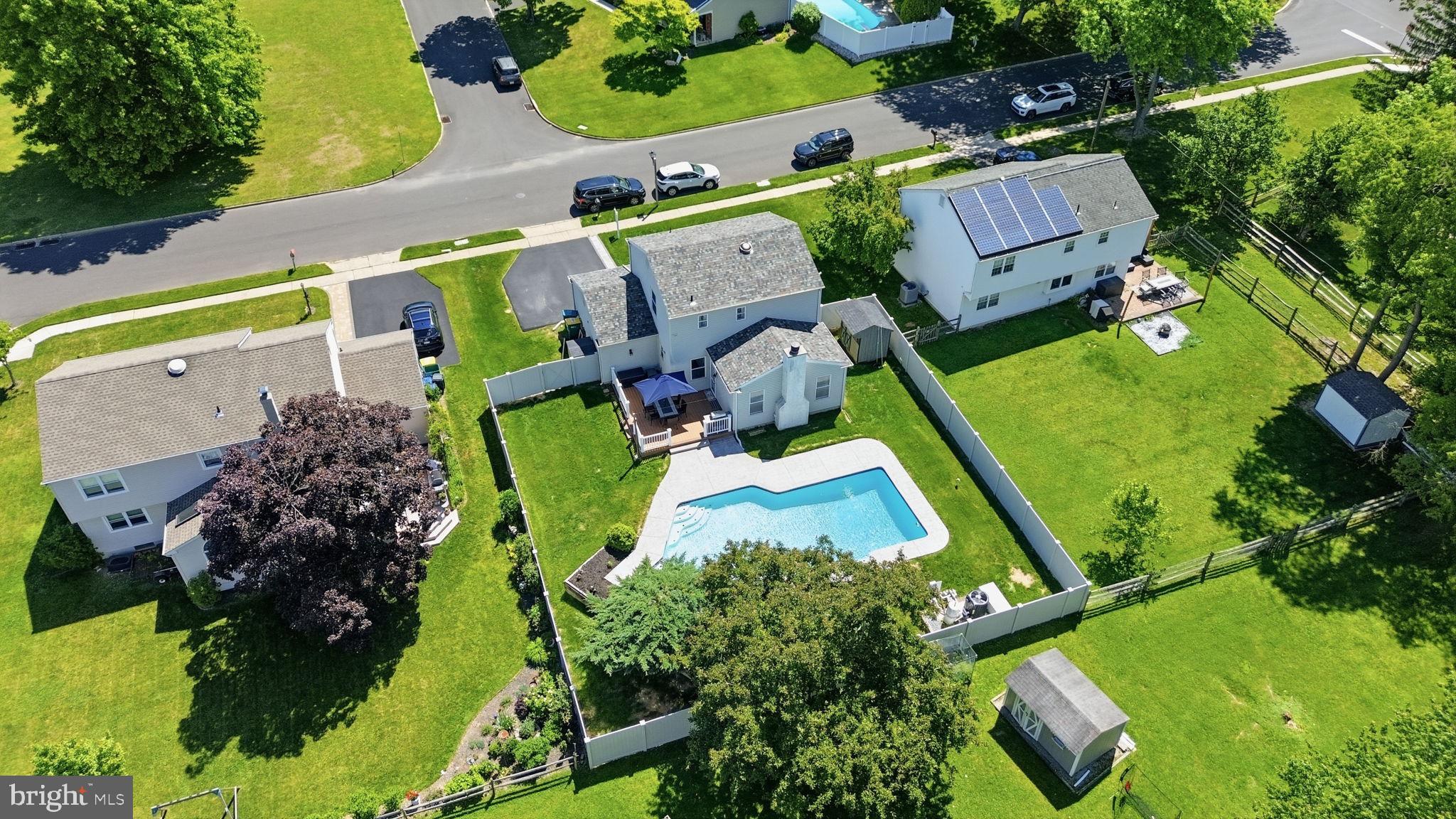 STURBRIDGE - Residential