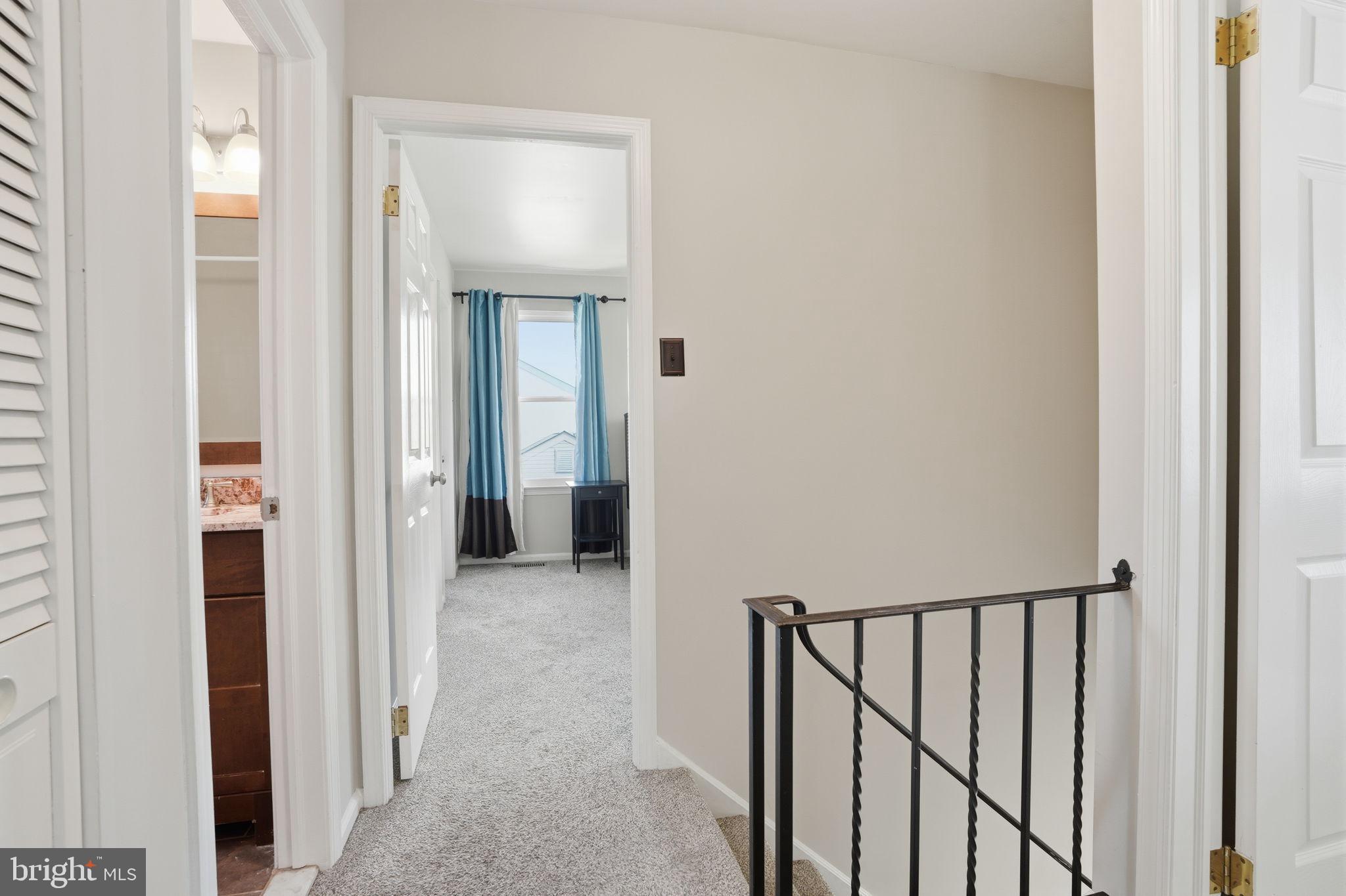 STURBRIDGE - Residential