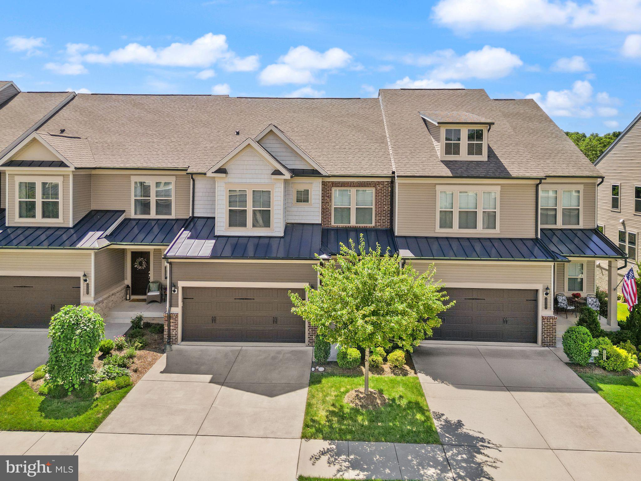 LEXINGTON 7 - Residential