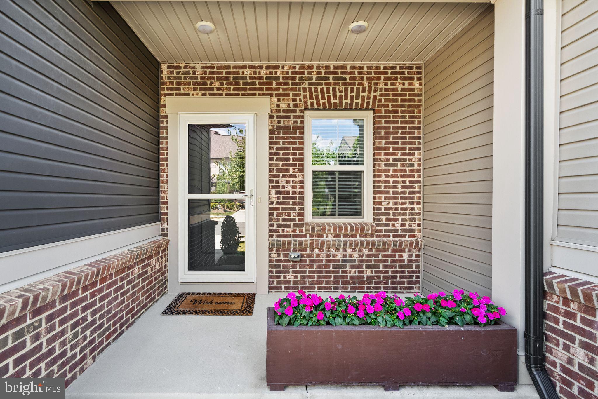 LEXINGTON 7 - Residential