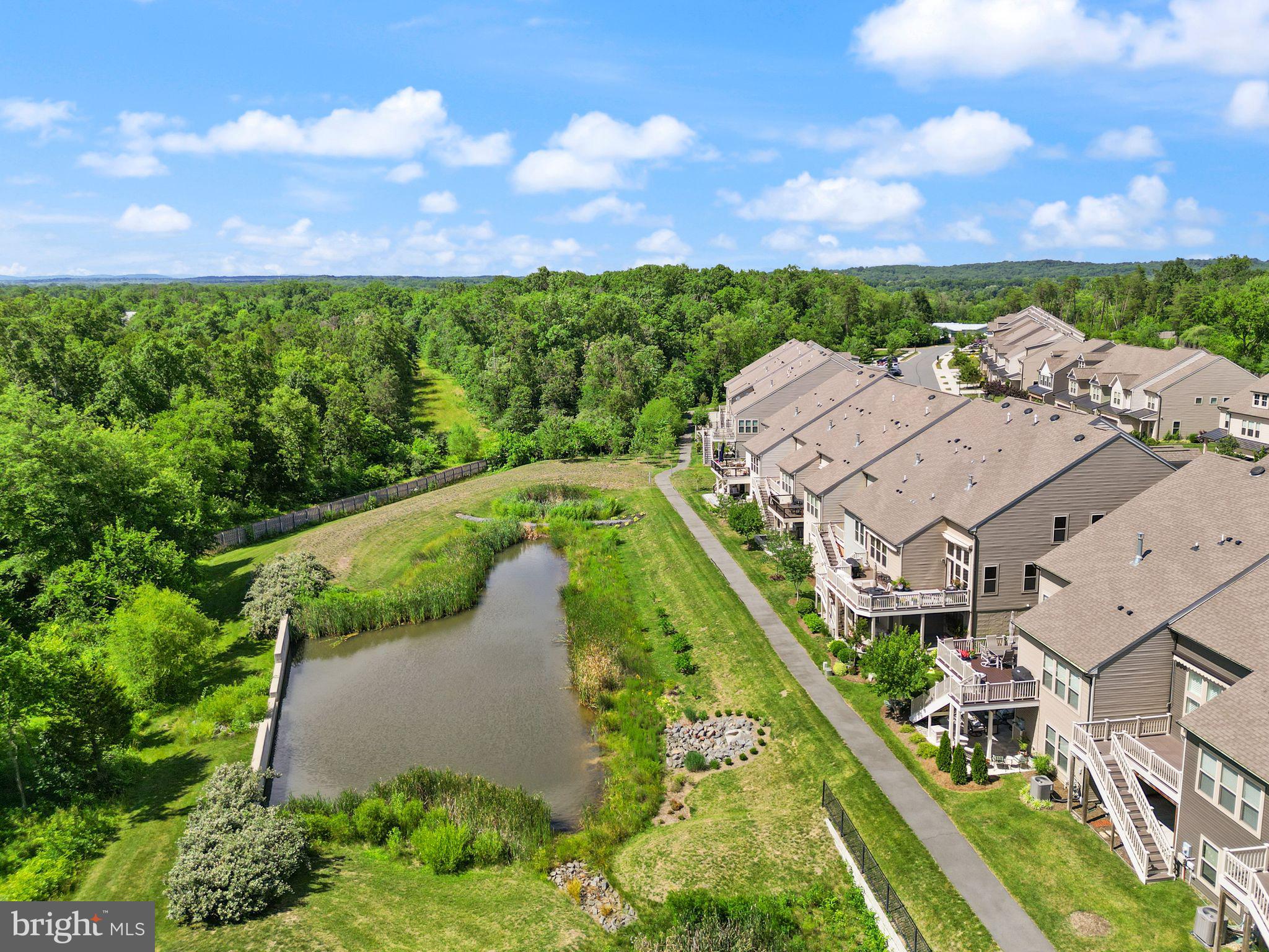 LEXINGTON 7 - Residential