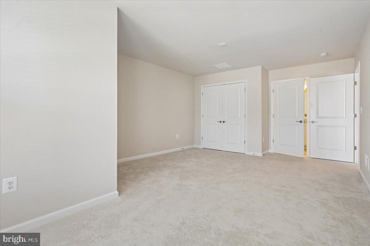 LEXINGTON 7 - Residential
