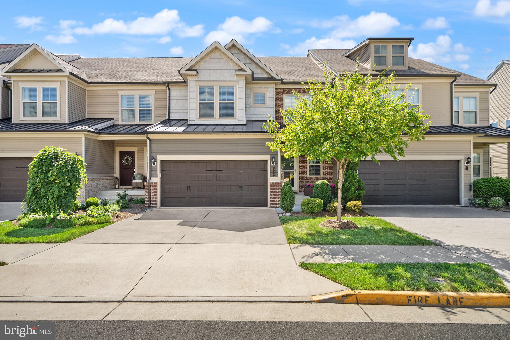 LEXINGTON 7 - Residential