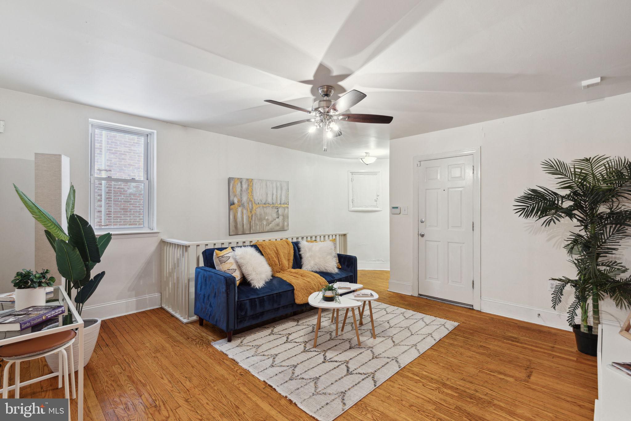 WASHINGTON SQ - Residential