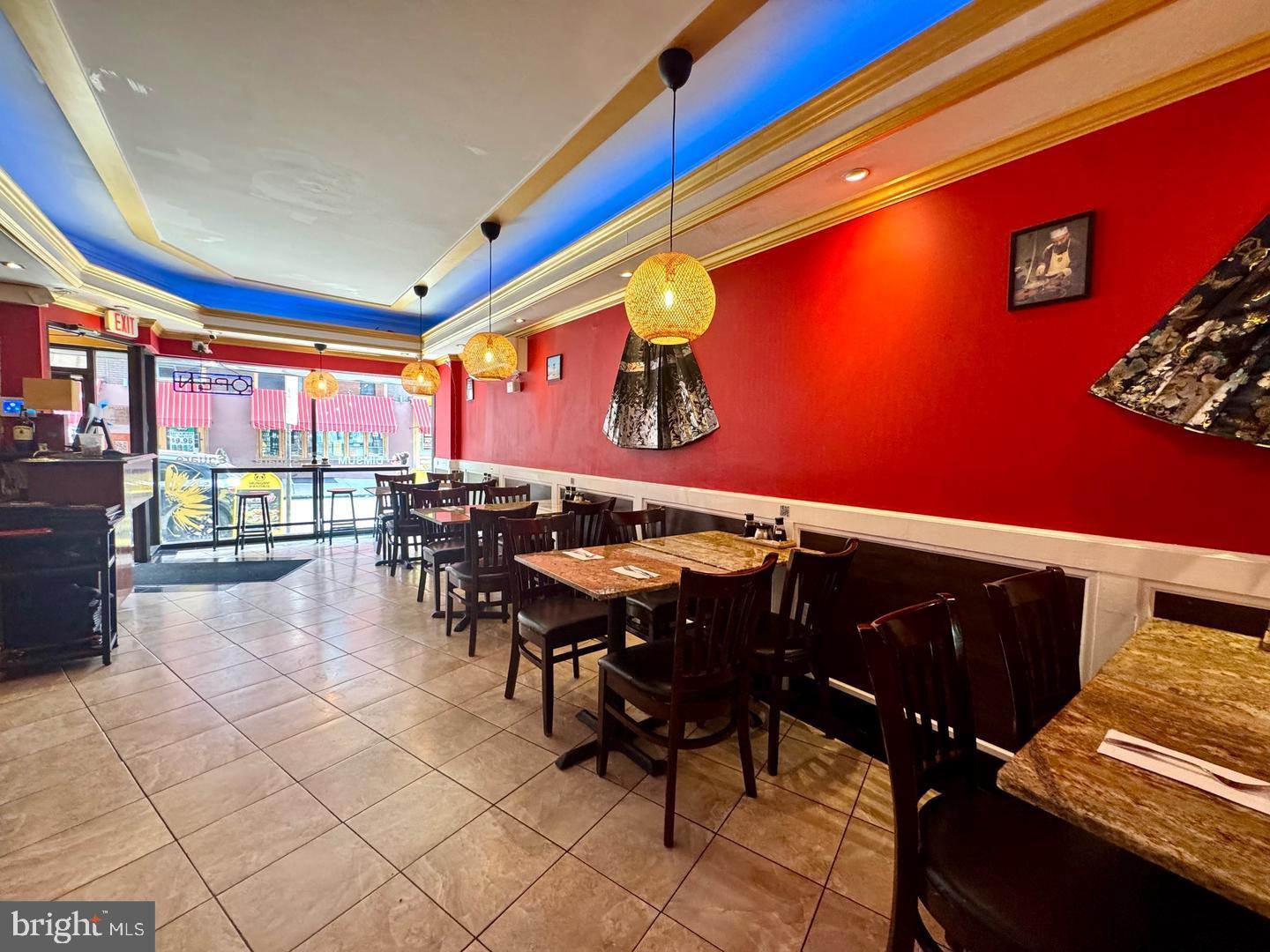 RITTENHOUSE SQUARE - Commercial Sale