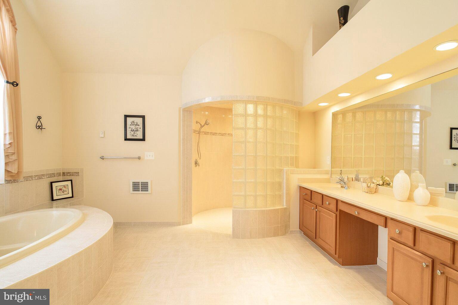 WOODMORE NORTH - Residential