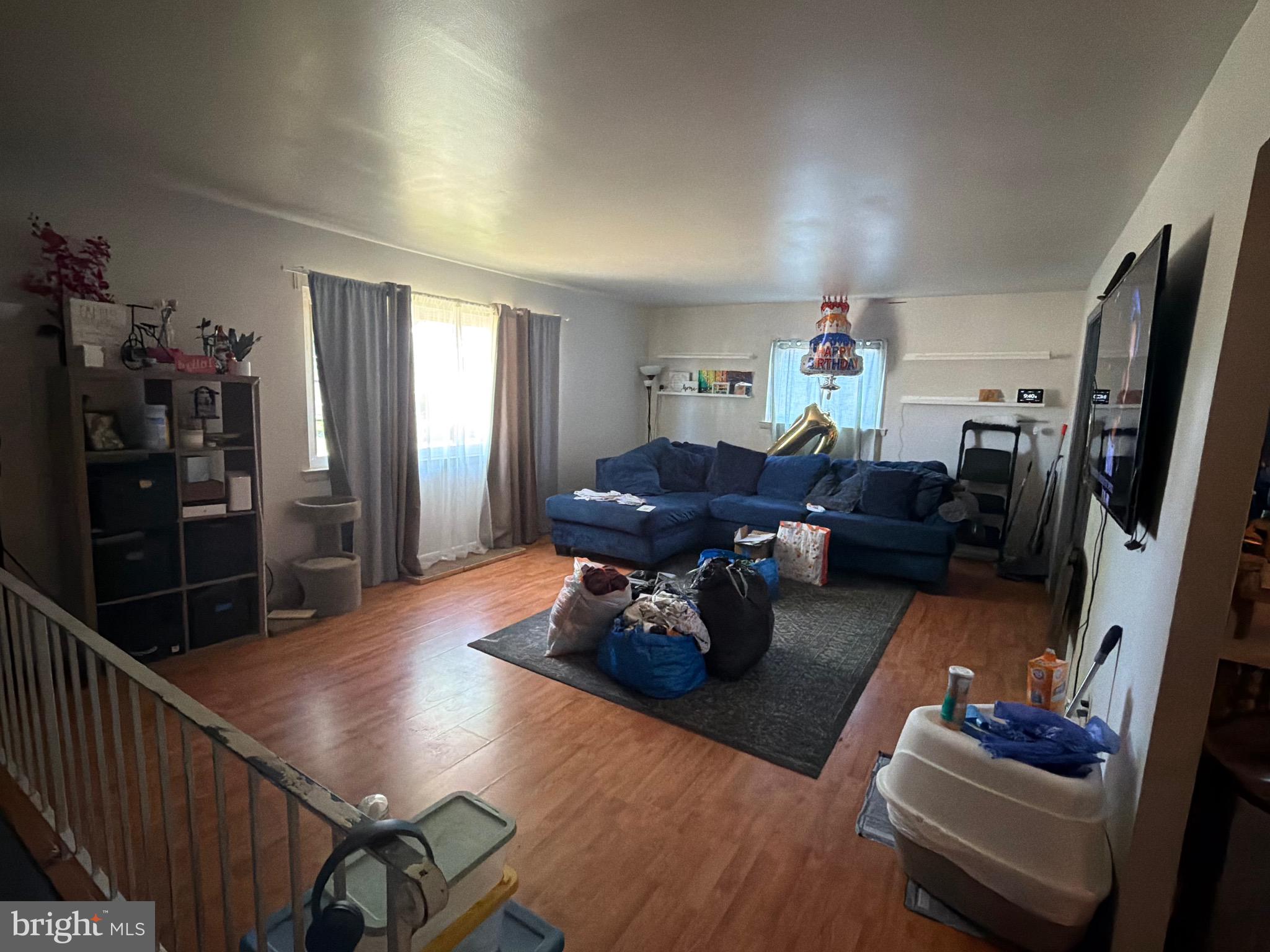 TEMPLE HILLS - Residential