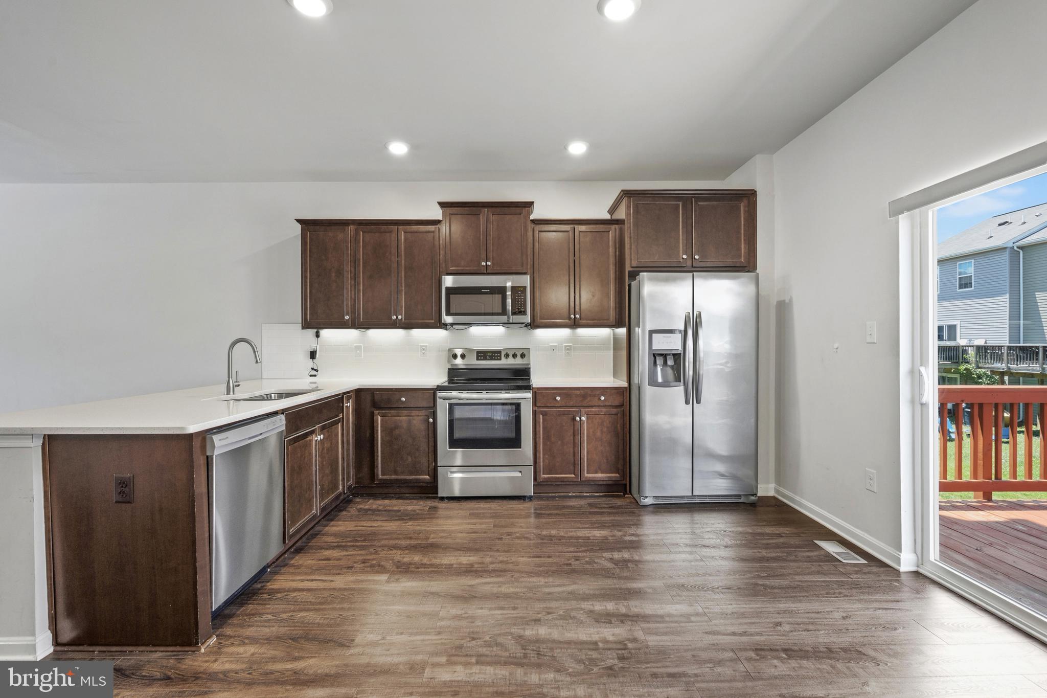 BERKELEY RIDGE - Residential