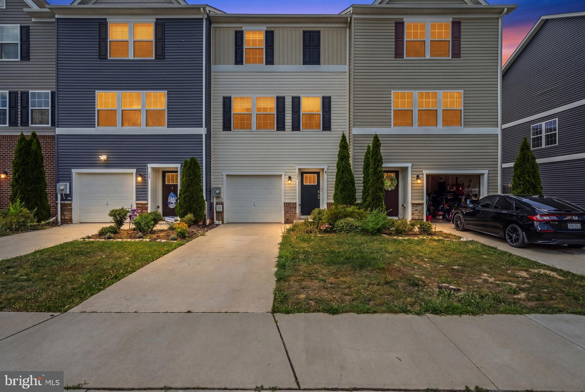 BERKELEY RIDGE - Residential